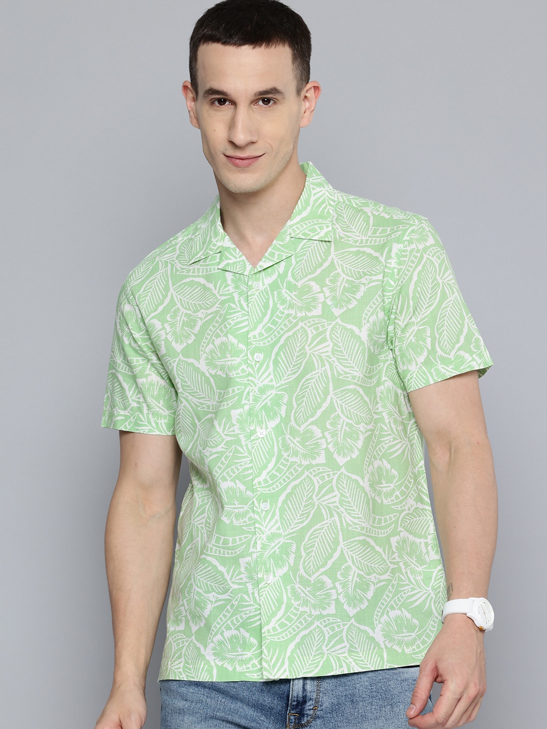 

Indian Terrain Chiseled Skinny Fit Floral Printed Cotton Shirt, Green