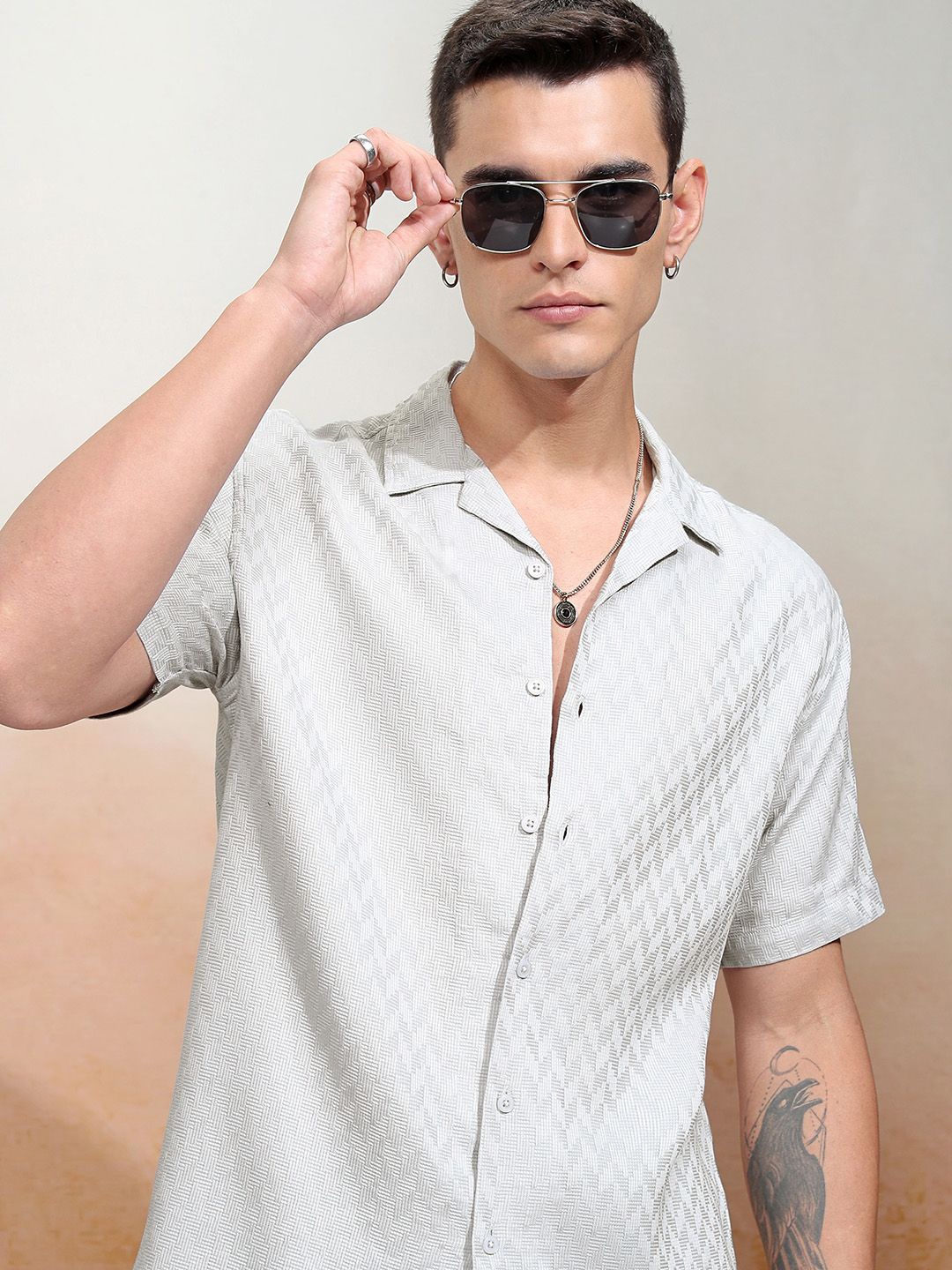 

HIGHLANDER Men Dobby Textured Solid Cuban Collar Relaxed Shirt, Grey