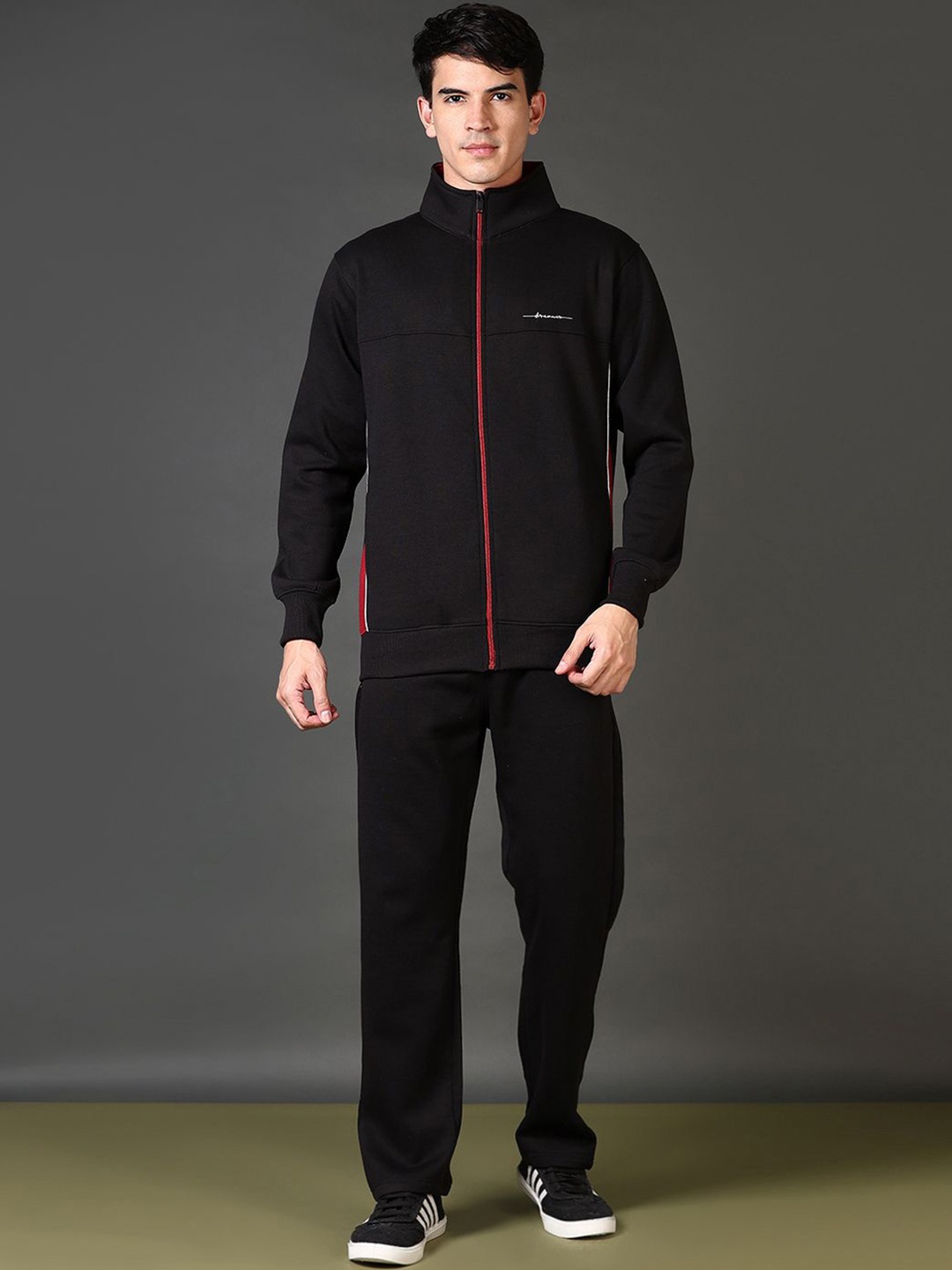 

V-Mart Men Mock Collar Mid-Rise Track Suit, Black
