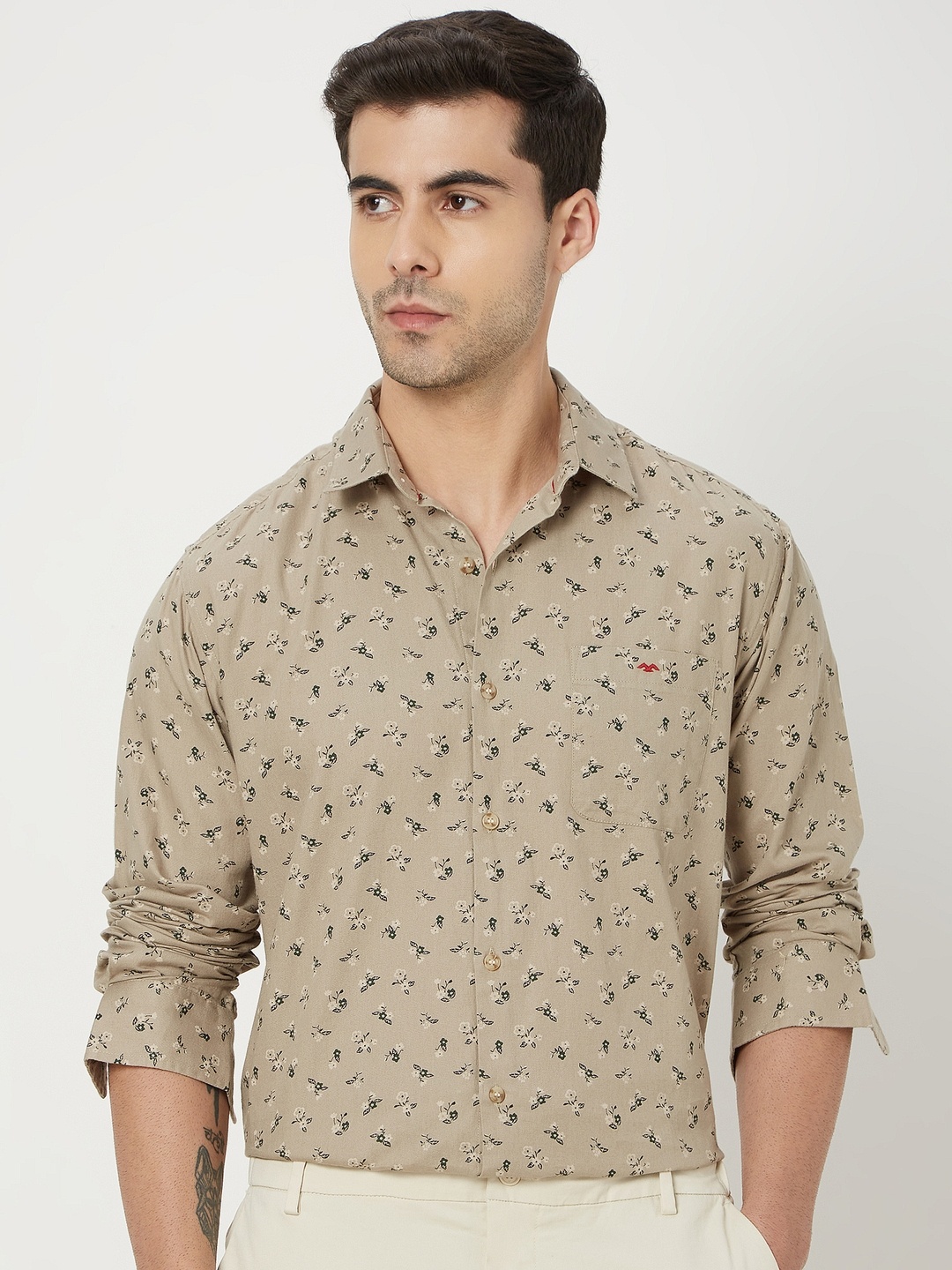 

Mufti Slim Fit Floral Printed Pure Cotton Casual Shirt, Beige