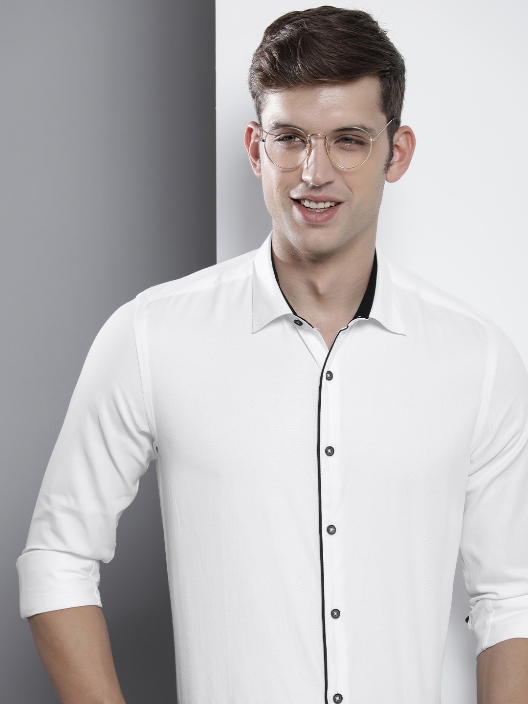 

The Indian Garage Co. X Luxe Men Slim Fit Opaque Cotton Formal Shirt, White