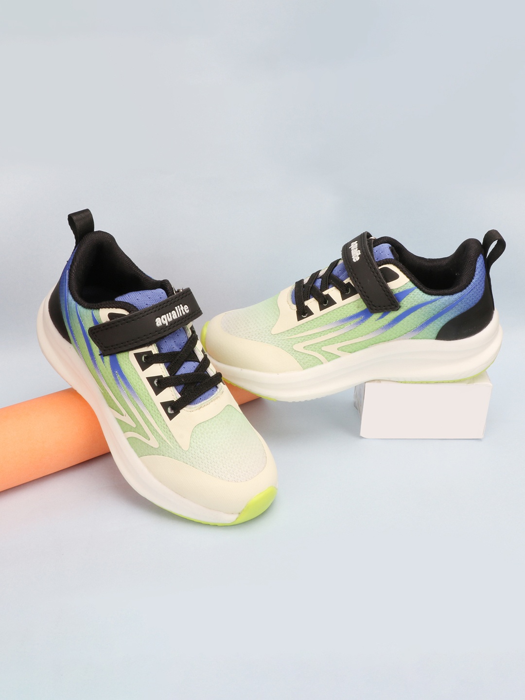 

Aqualite Kids Colourblocked Lace-Ups Sneakers, Green