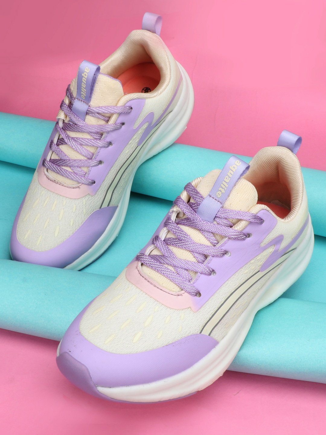 

Aqualite Women Woven Design Colourblocked Sneakers, White