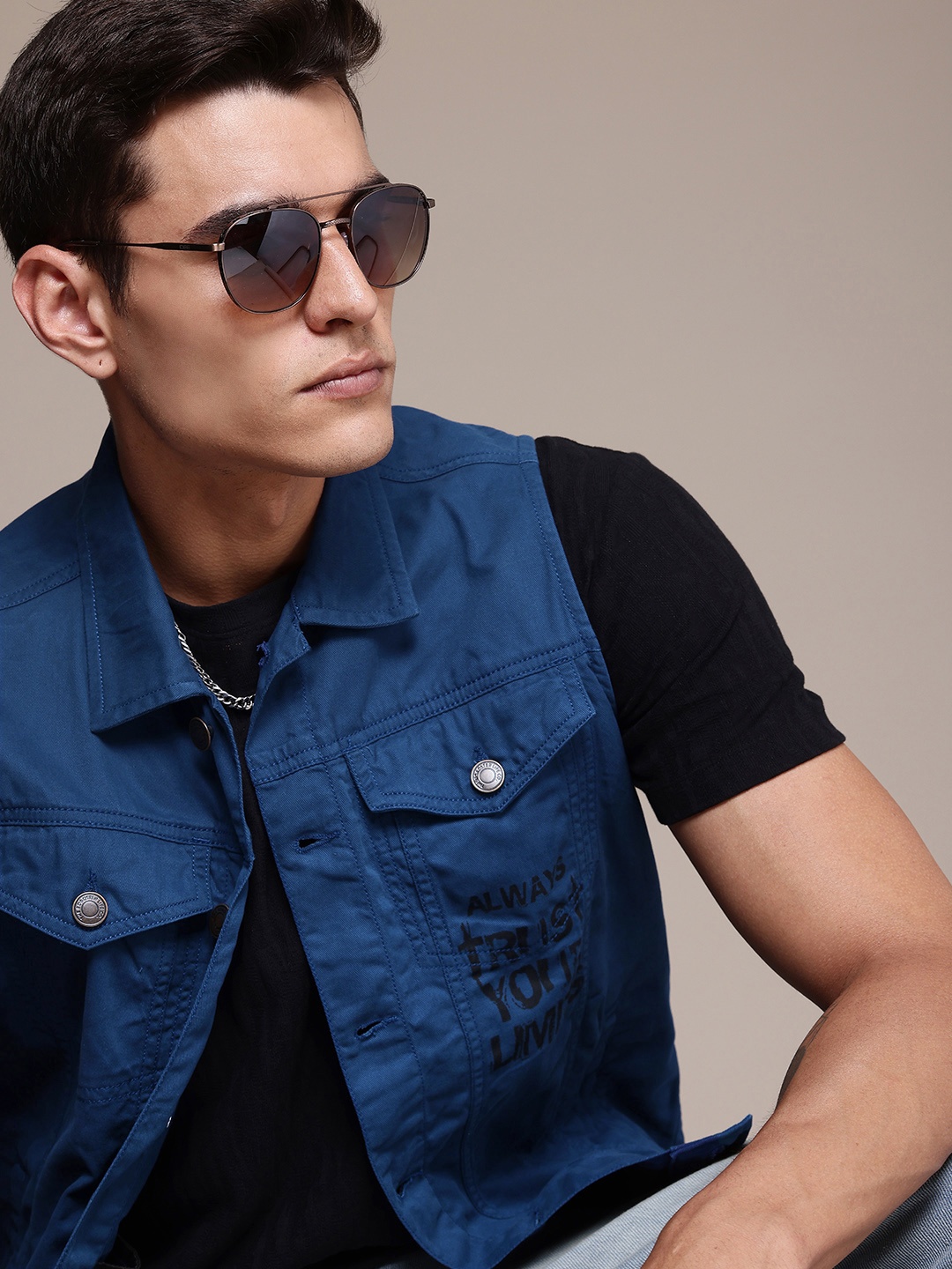 

The Roadster Life Co. Sleeveless Pure Cotton Tailored Jacket, Blue