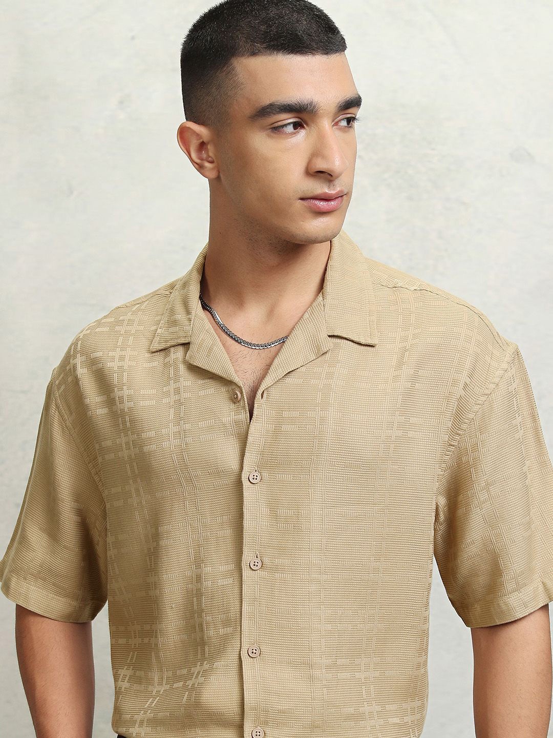 

HIGHLANDER Men Opaque Checked Casual Shirt, Beige