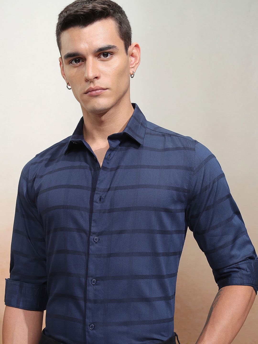 

HIGHLANDER Men Printed Checked Slim Fit Shirt, Navy blue