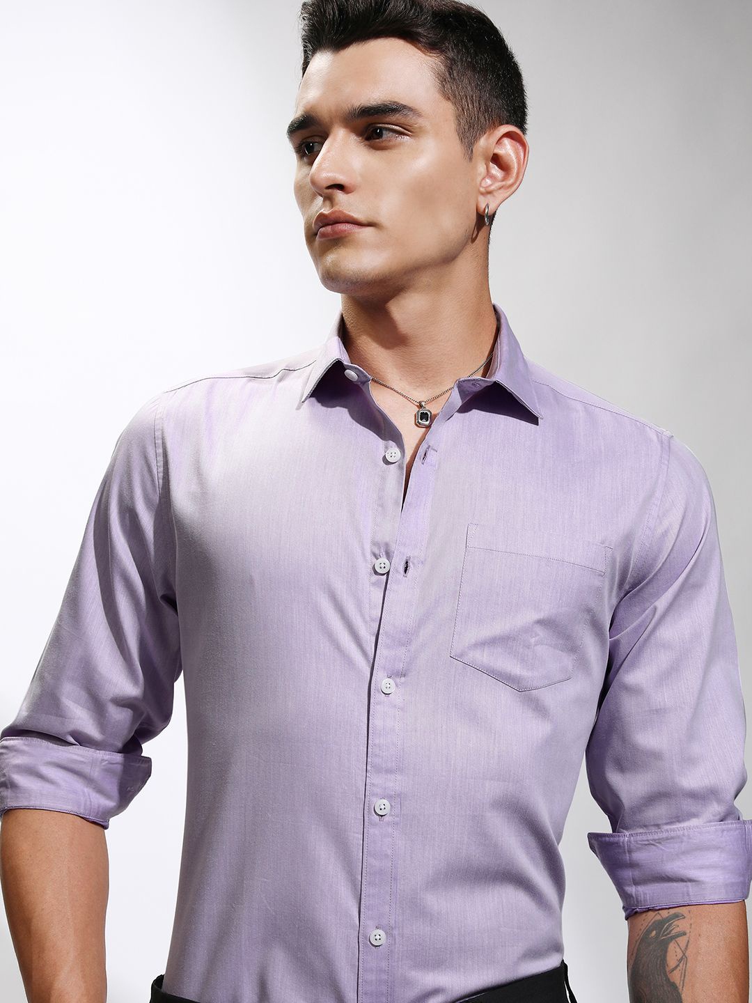 

Highlander Men Solid Slim Fit Formal Shirt, Purple