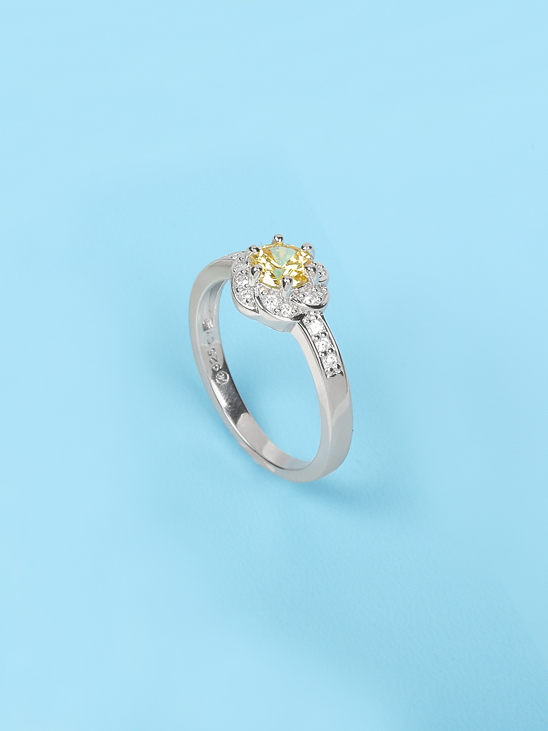 

Mia by Tanishq Golden Glow 93 Kt Silver Cubic Zirconia Studded Finger Ring