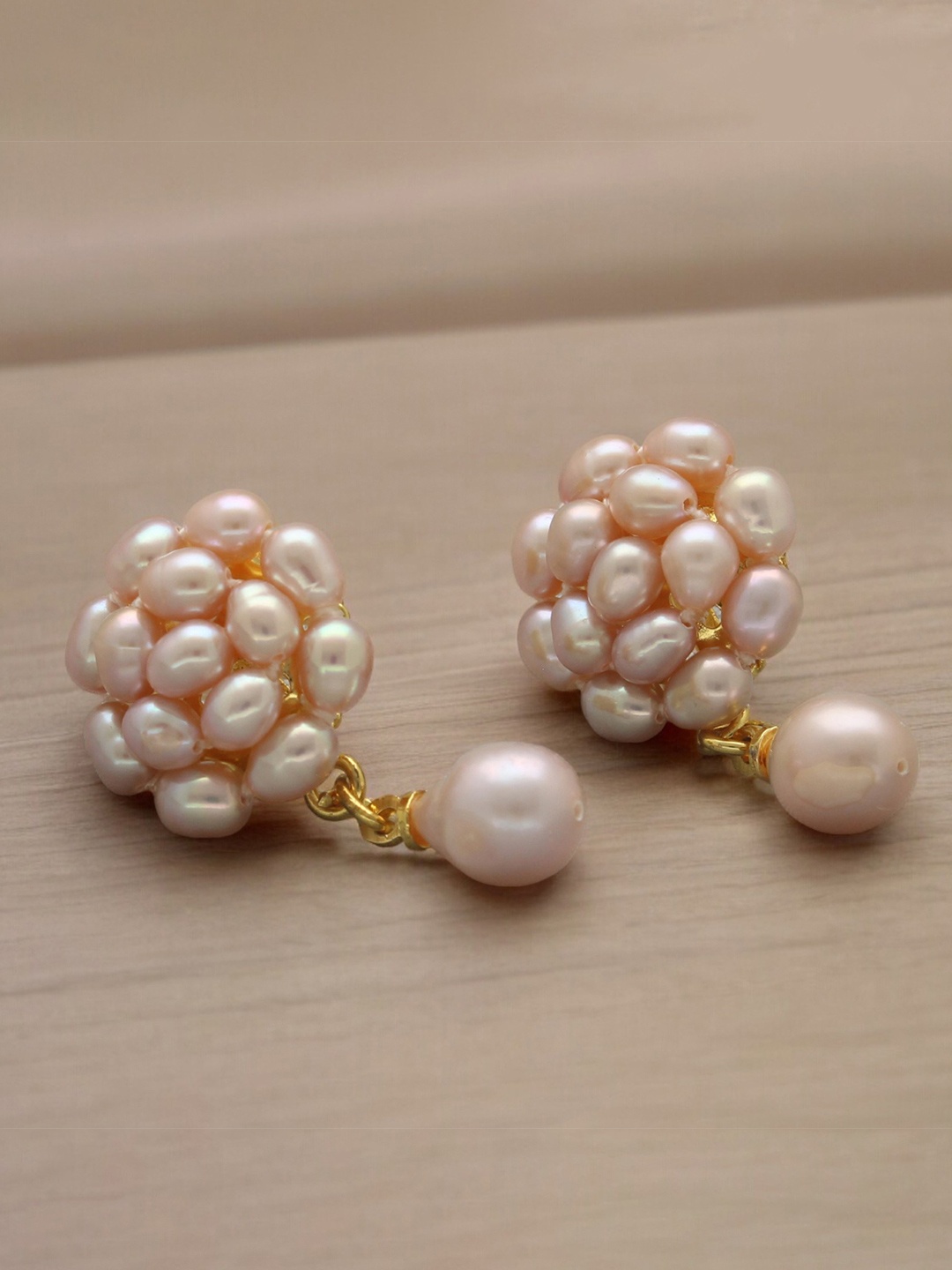 

Sri Jagdamba Pearls Dealer Mother of Pearl Earrings, Pink
