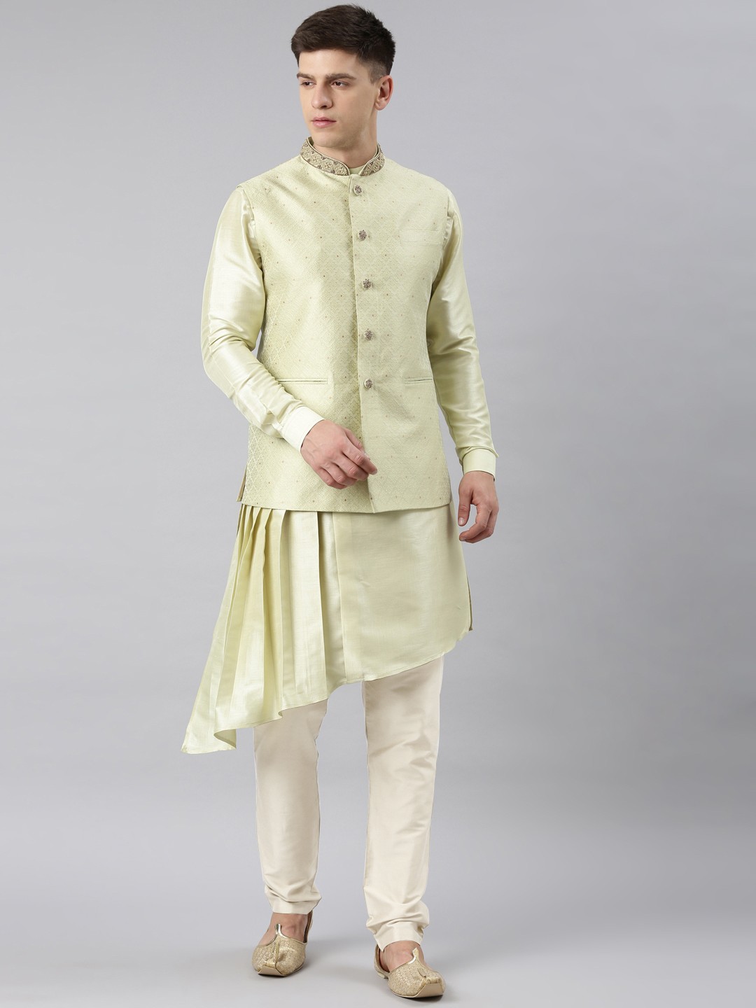 

TheEthnic.Co Embroidered Nehru Jacket, Sea green