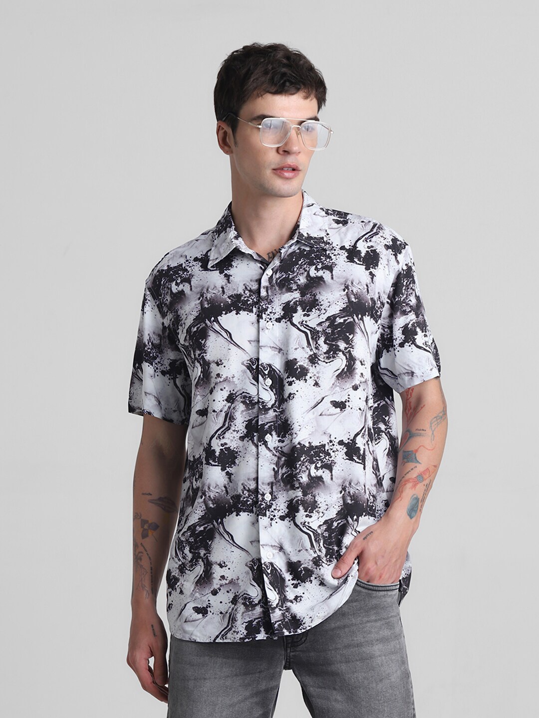 

Jack & Jones Abstract Printed Short Sleeves Casual Shirt, Black