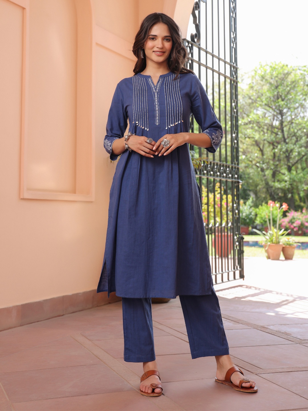 

SAVI Ethnic Motifs Printed Mandarin Collar Thread Work Pure Cotton Kurta with Trousers, Blue