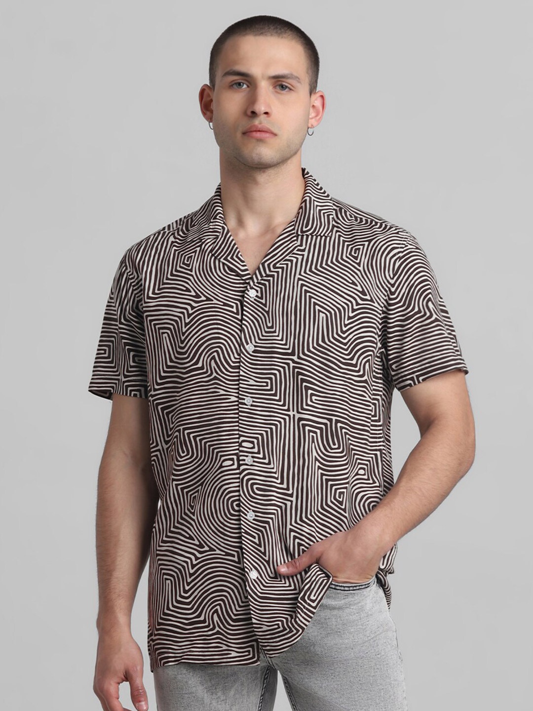 

Jack & Jones Regular Fit Short Sleeves Opaque Printed Casual Shirt, Brown