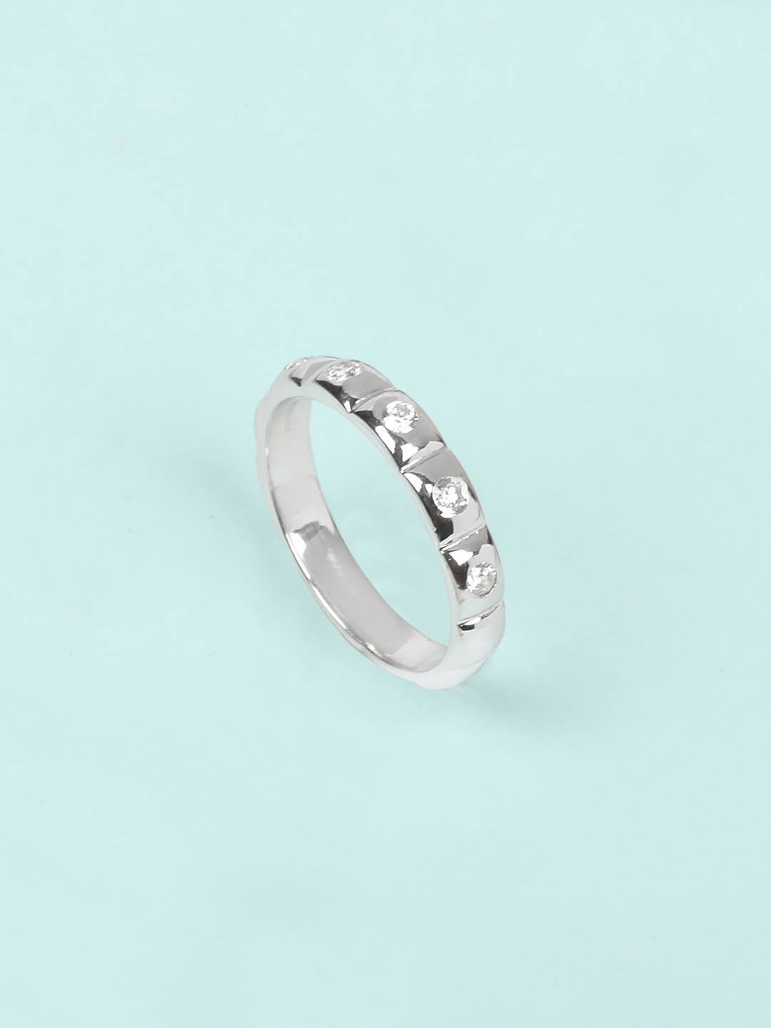 

Mia by Tanishq 925 Sterling Silver Stones-Studded Modern Ripple Finger Ring