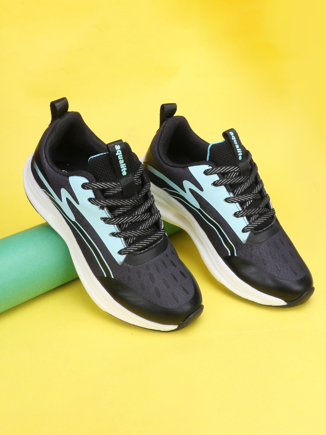 

Aqualite Women Lace-Ups Colourblocked Textured Sneakers, Black