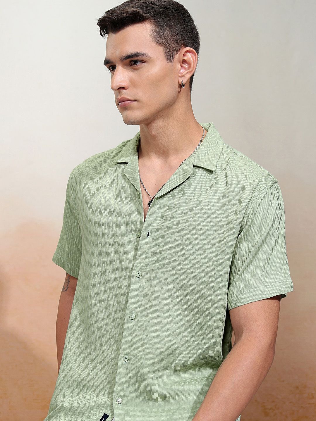 

HIGHLANDER Men Dobby Textured Solid Cuban Collar Relaxed Shirt, Green