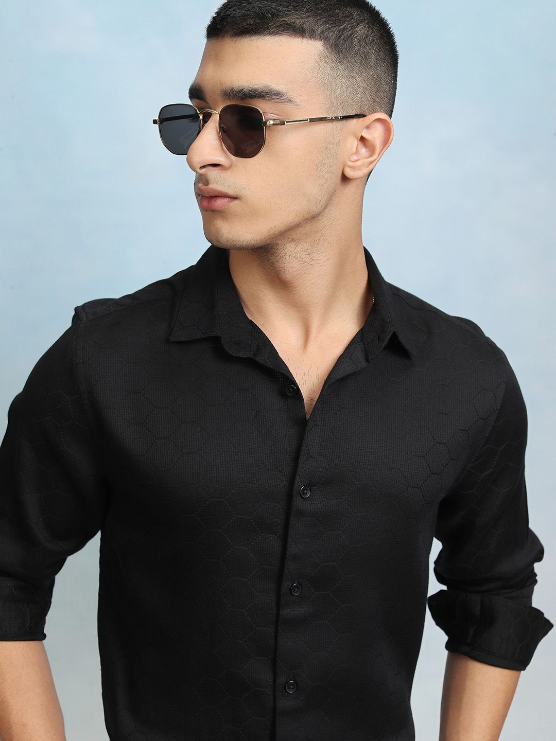 

HIGHLANDER Men Spread Collar Solid Cotton Slim Fit Casual Shirt, Black