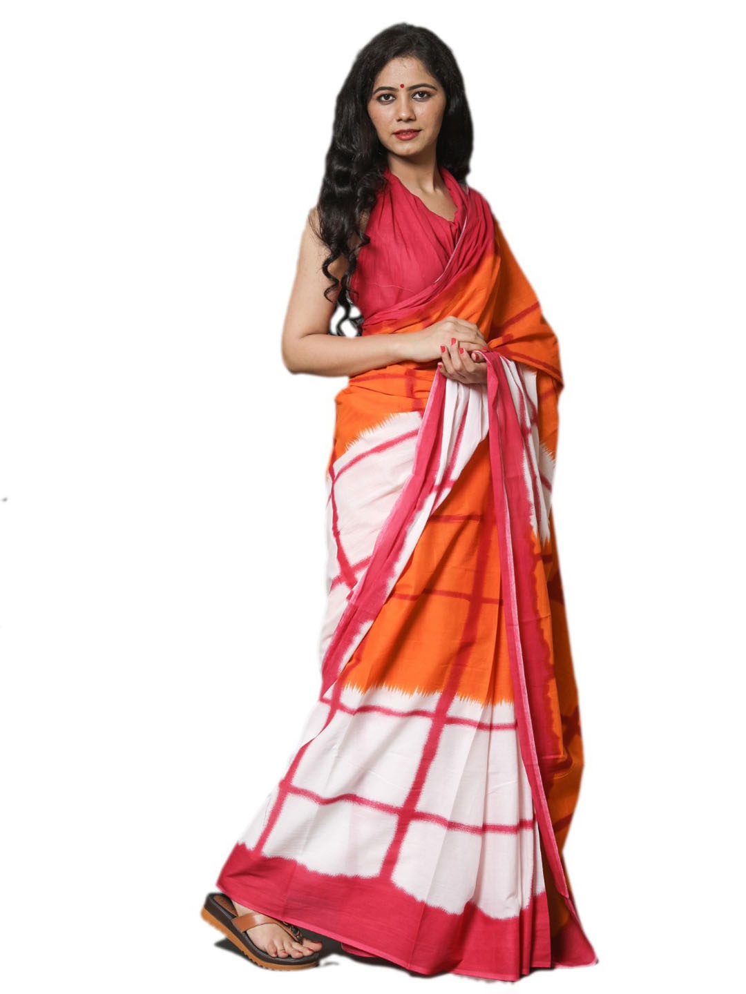 

KIAARON Colourblocked Block Print Pure Cotton Saree, Orange