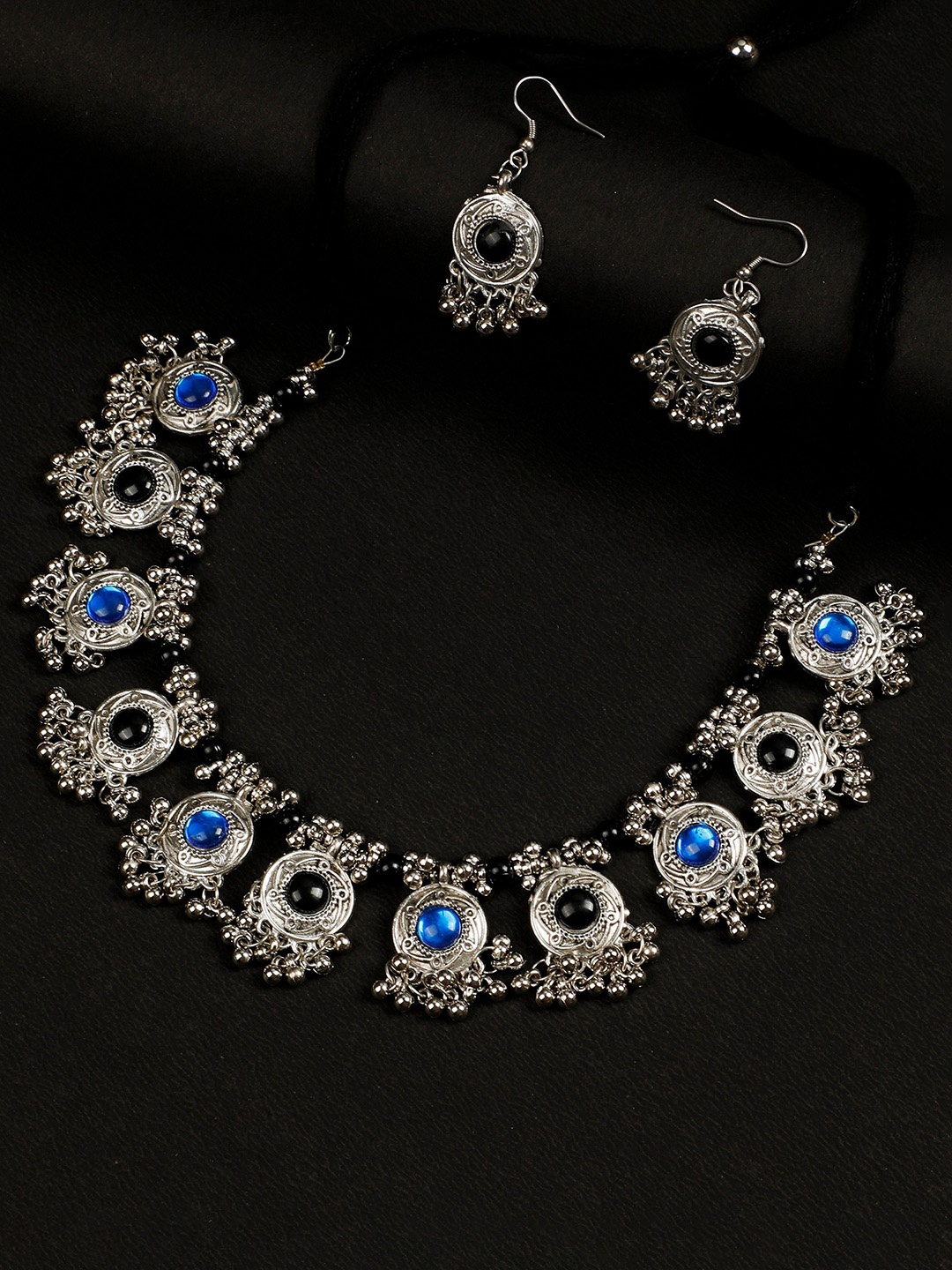 

Oxidized Heaven Sterling Silver-Plated Stone Studded & Beaded Jewellery Set