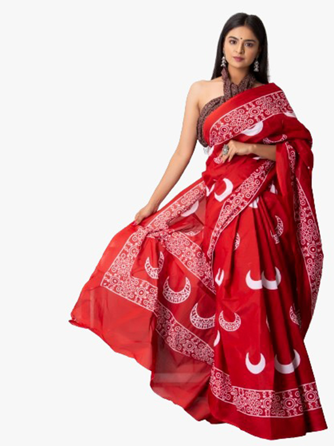 

KIAARON Red & White Pure Cotton Block Print Saree