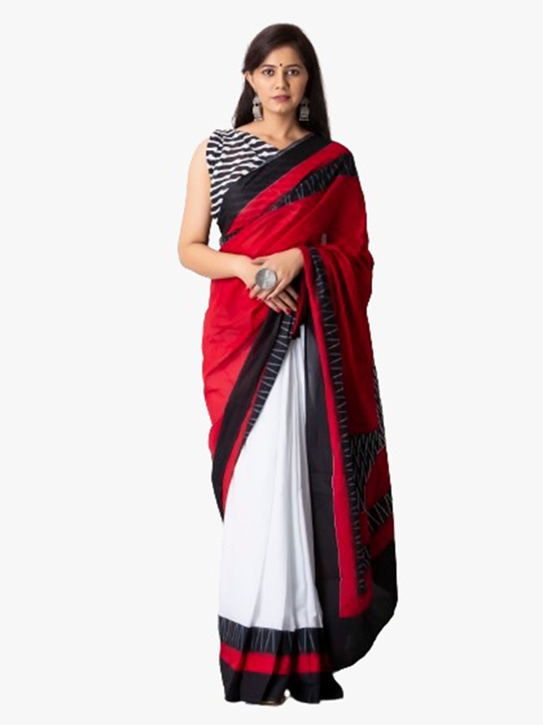 

TROPWEAR Colourblocked Pure Cotton Block Print Saree, White