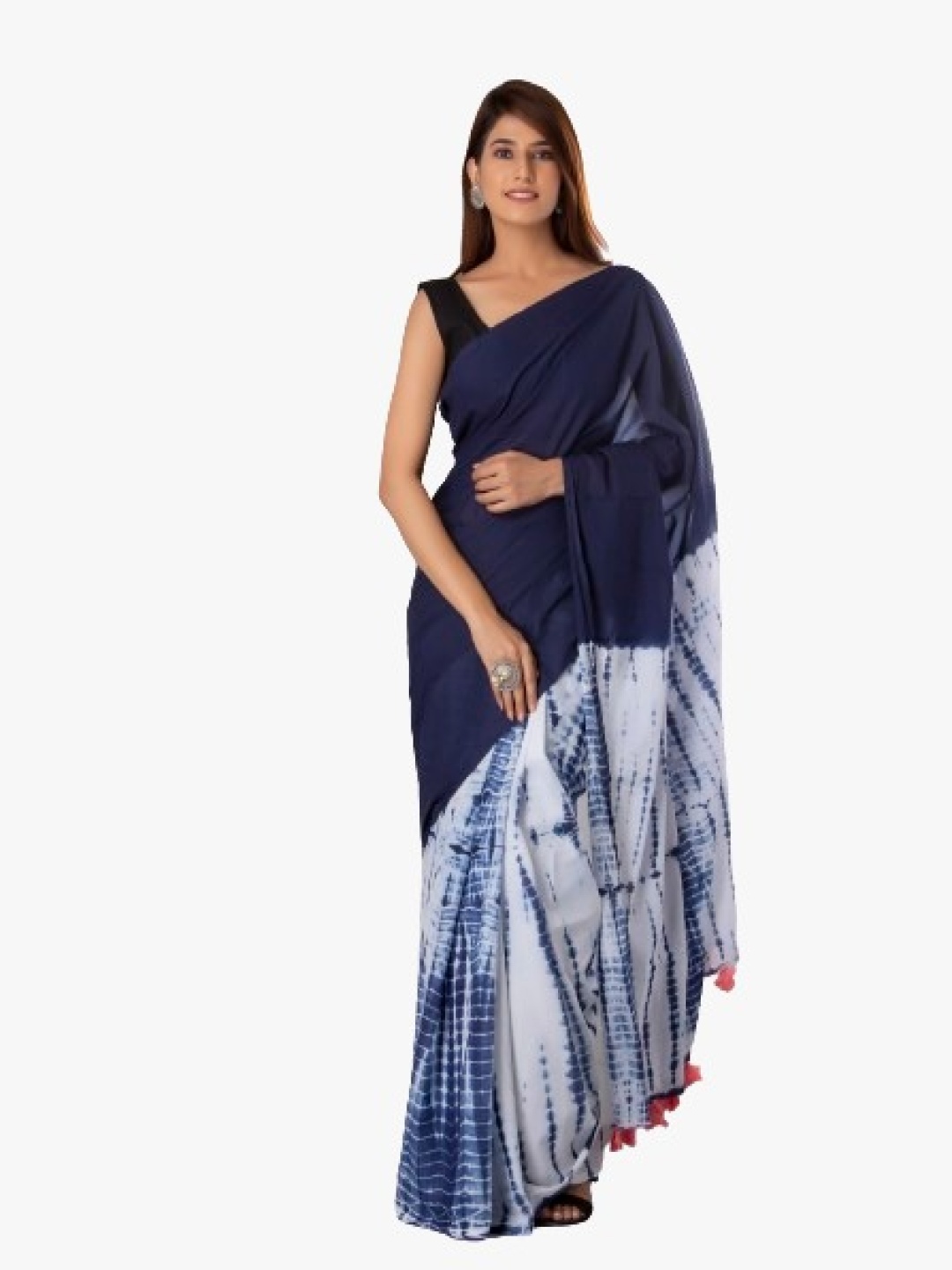 

clothonus Blue & White Tie and Dye Pure Cotton Block Print Saree
