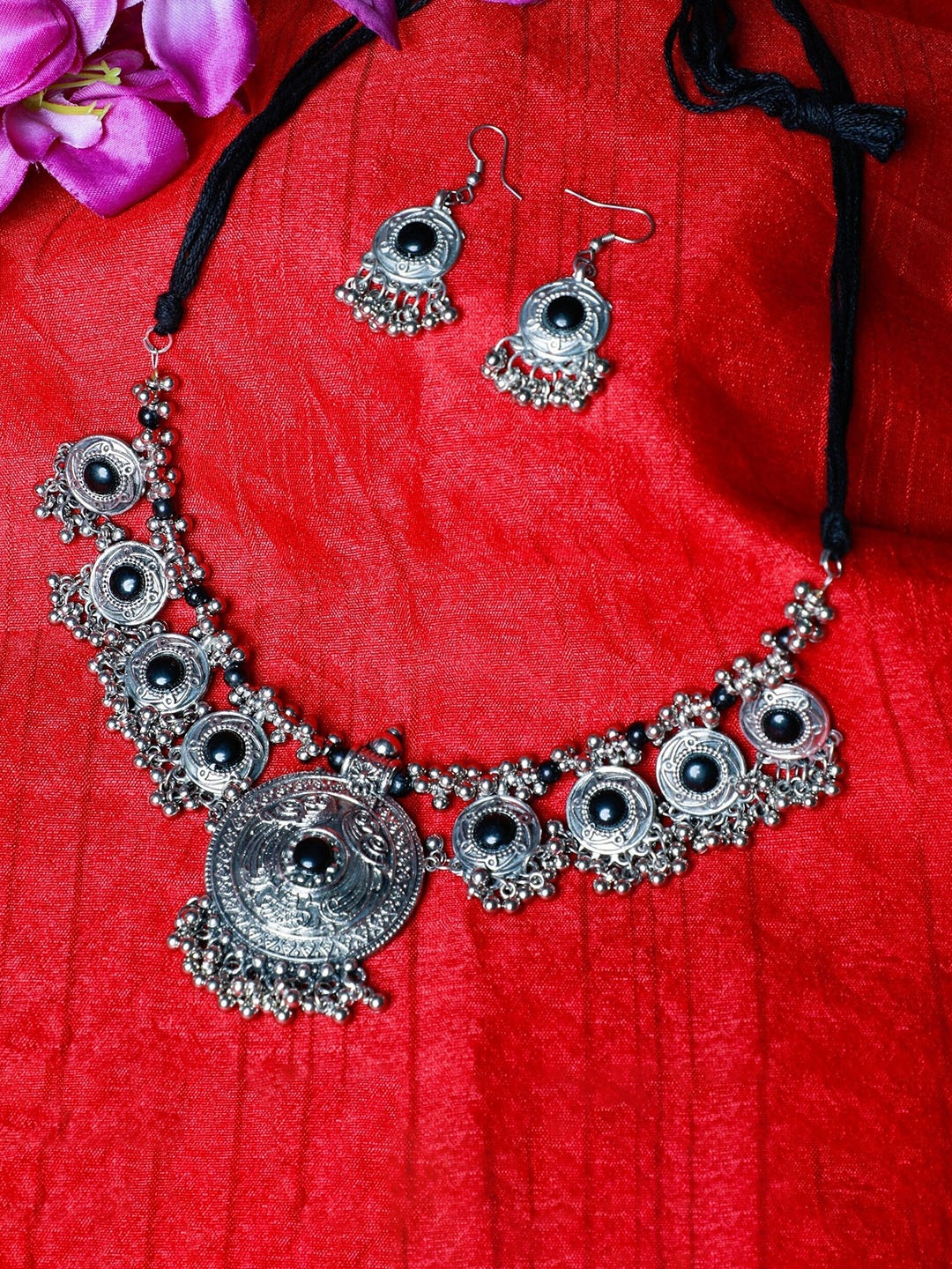 

Oxidized Heaven Sterling Silver-Plated Stone Studded & Beaded Jewellery Set