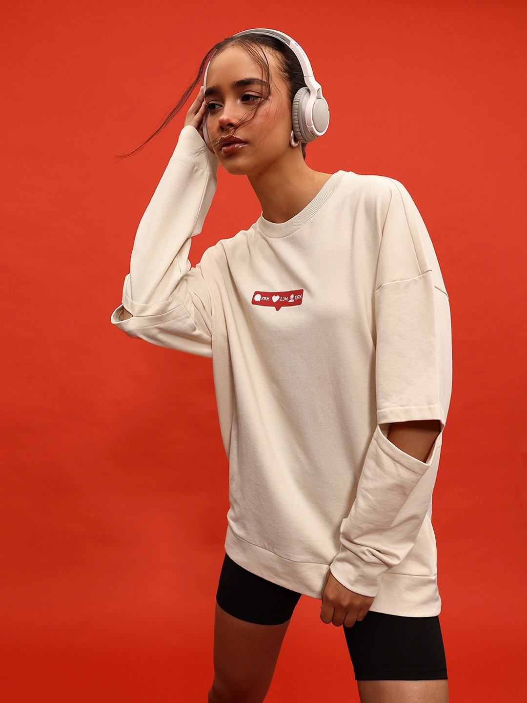 

glitchez Terry Streetwear Cut-Out Sleeves Oversized Sweatshirt, Cream