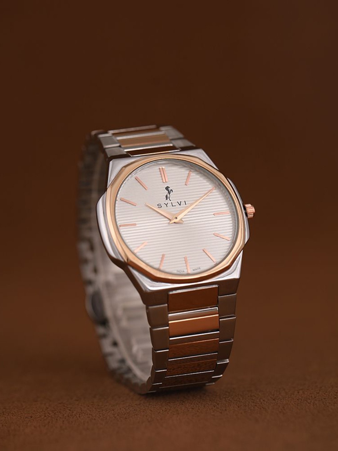 

Sylvi Men Dial & Stainless Steel Straps Analogue Watch Blad-white-rosesilver