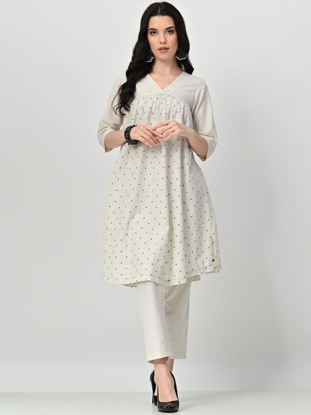 

ALL WAYS YOU Women Printed Regular Kurta with Trousers, Cream