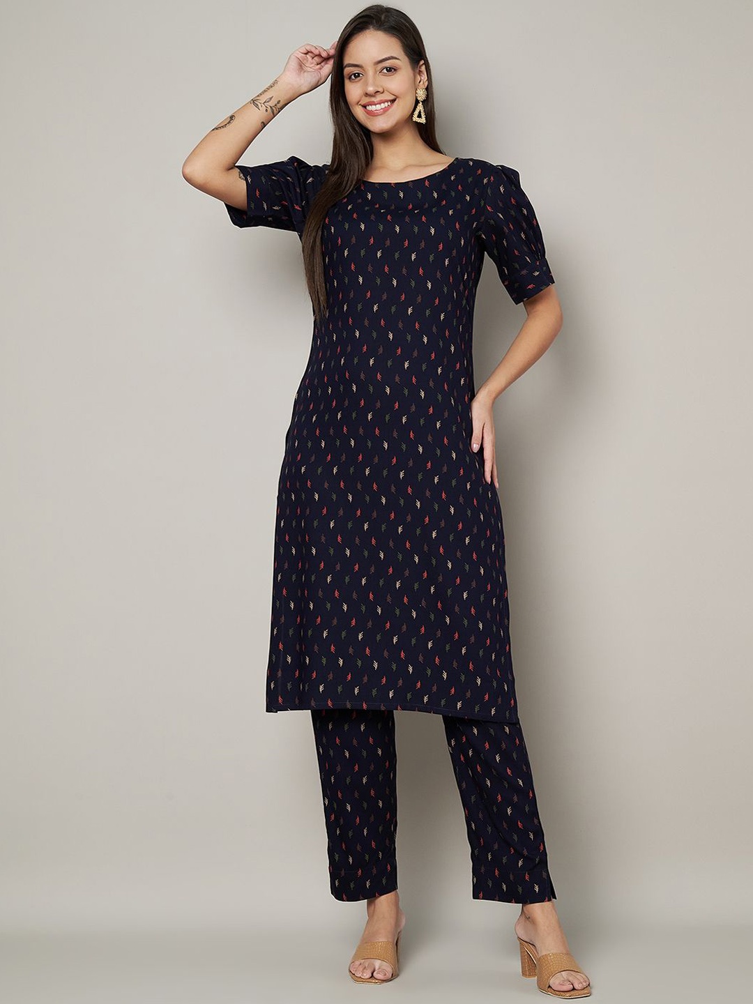 

all about you Floral Printed Straight Kurta With Trouser, Blue