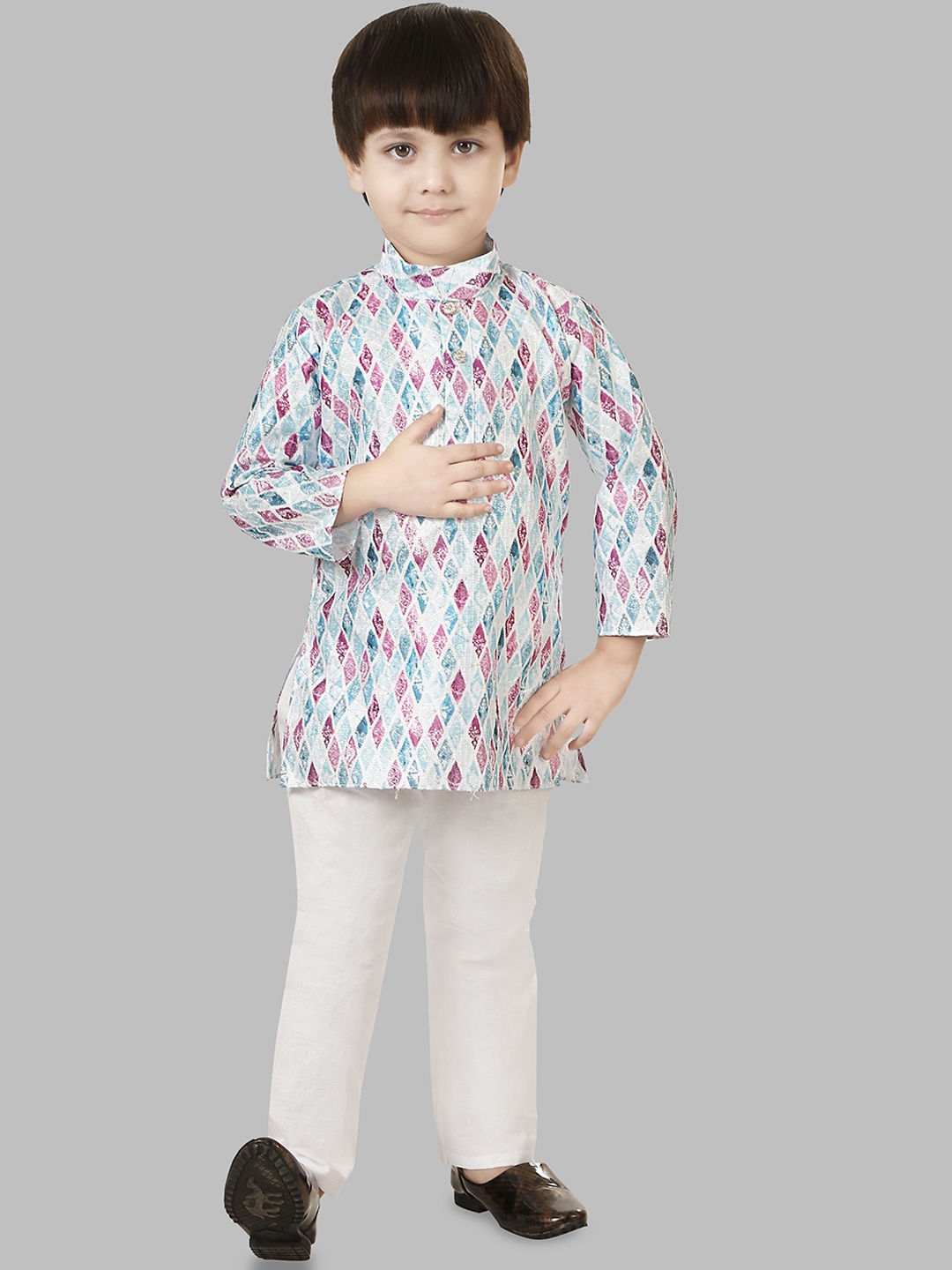 

BAESD Boys Printed Regular Kurta with Pyjamas, Blue