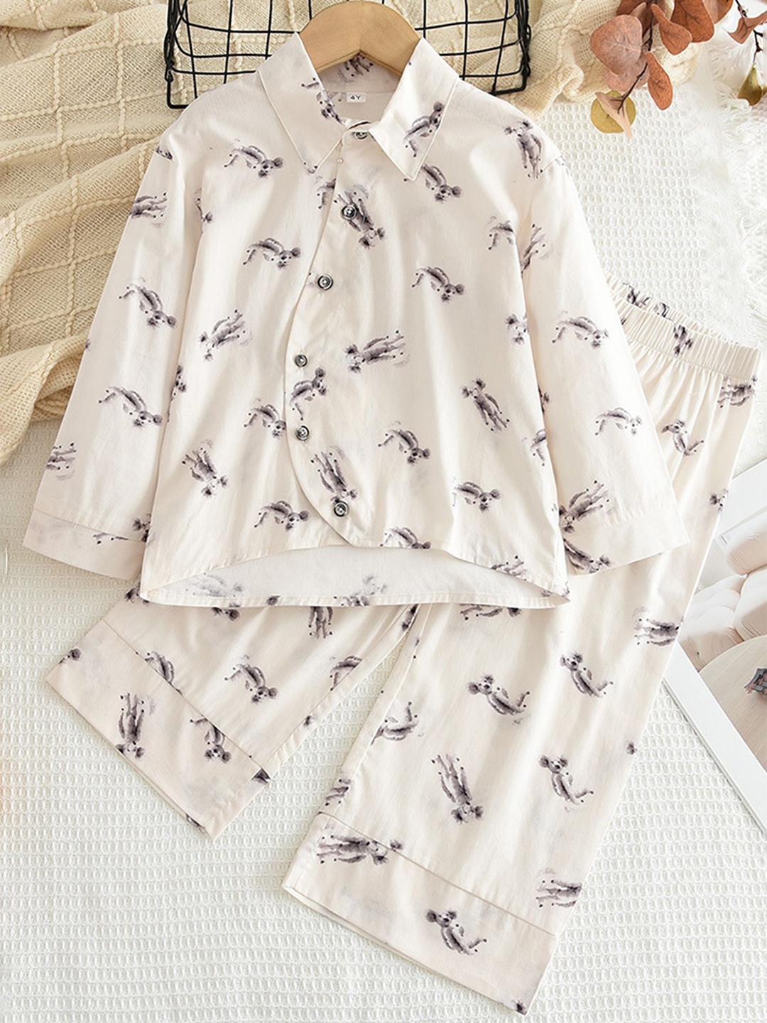 

LULU & SKY Girls Printed Pure Cotton Night Suit, Beige