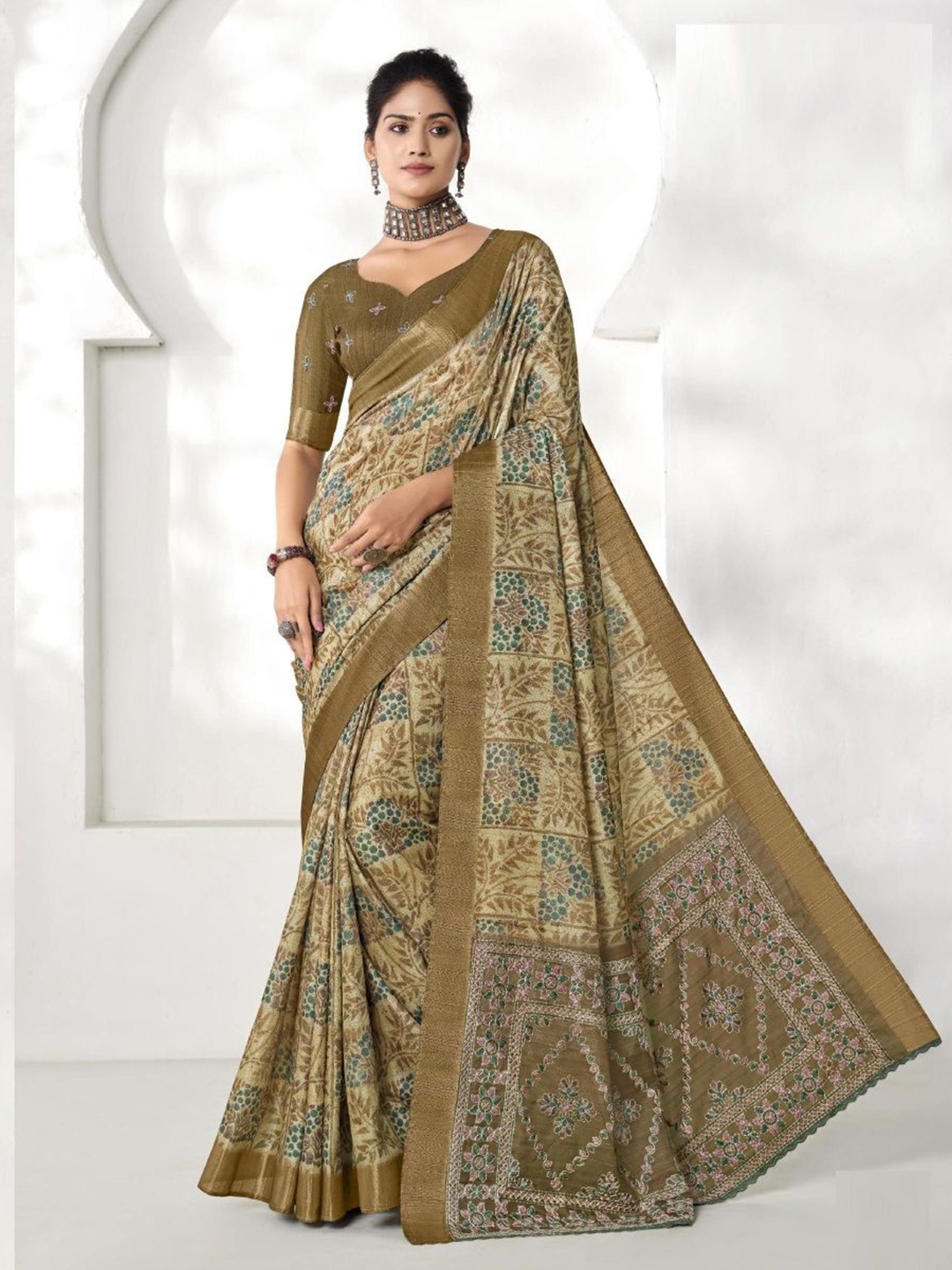

MAHALASA Ethnic Motifs Art Silk Tussar Saree, Olive