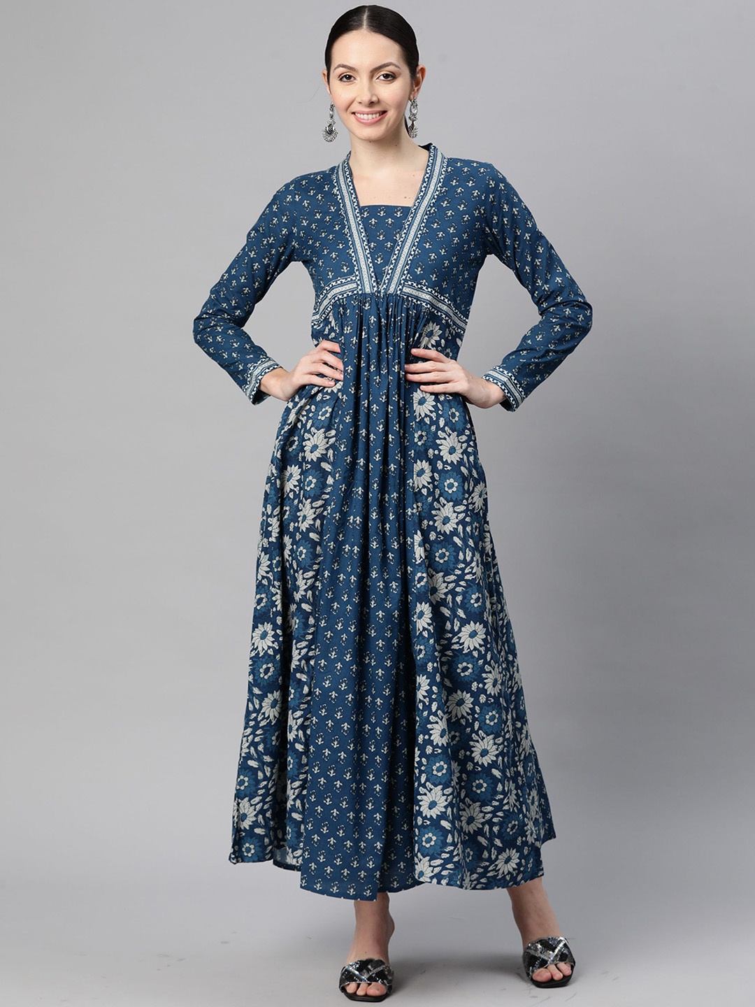 

Vbuyz Floral Printed Square Neck Thread Work Cotton Anarkali Kurta, Blue