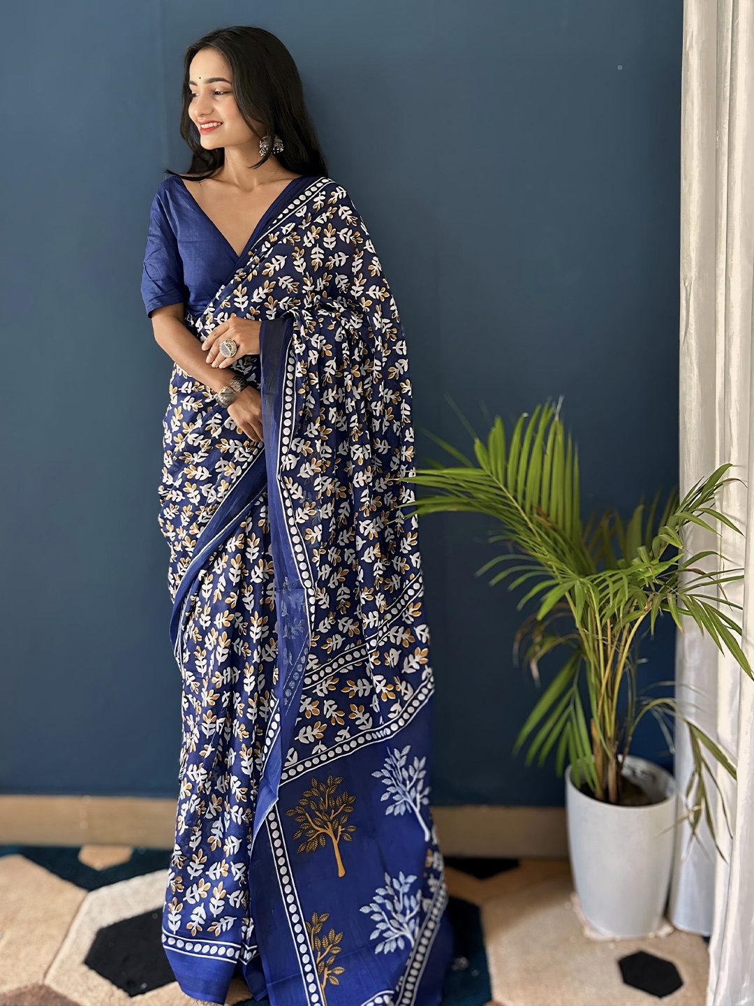 

HERE&NOW Floral Printed Pure Cotton Bagru Saree, Blue