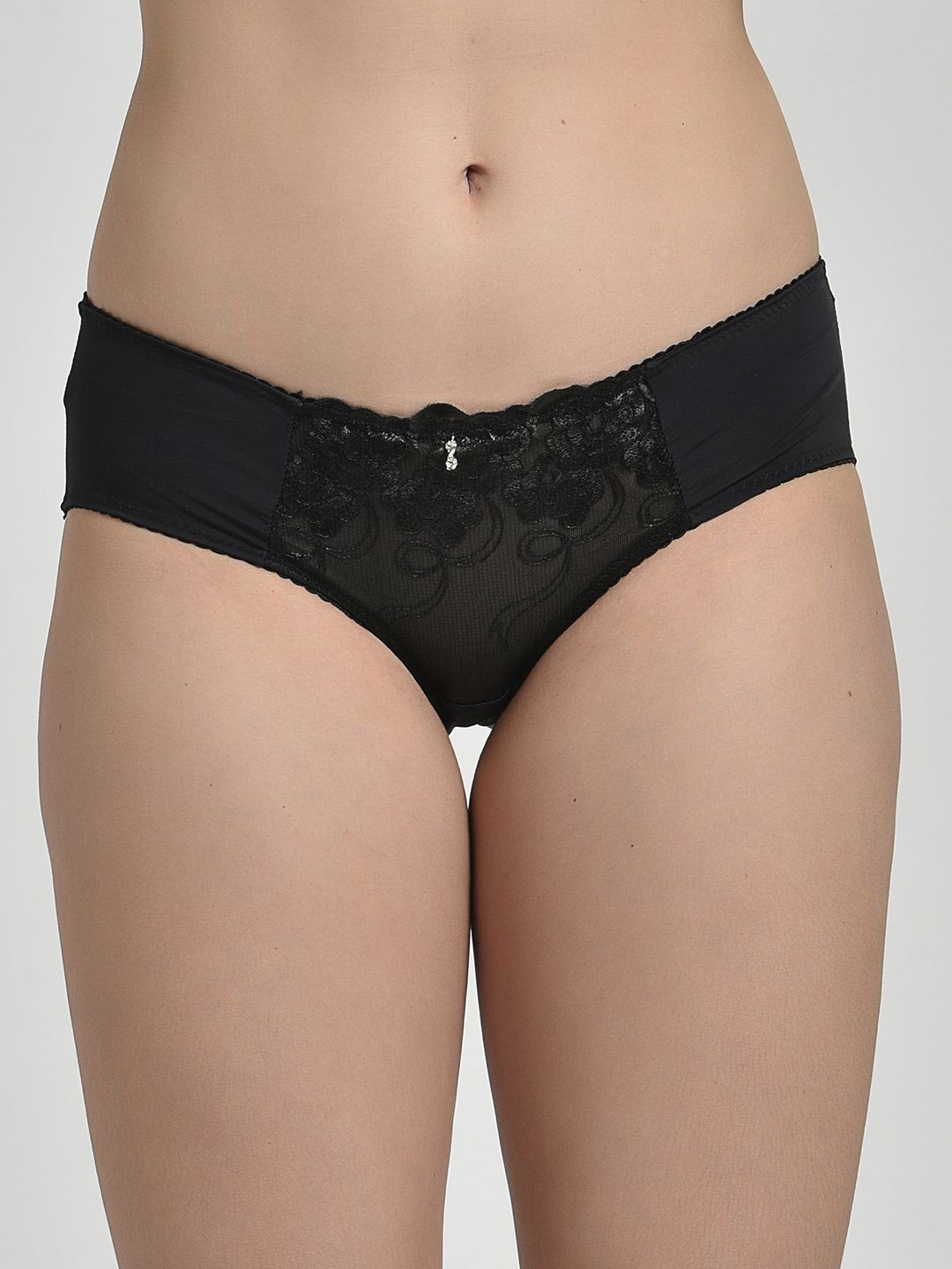 

MAKCLAN Women Low Rise Basic Briefs, Black