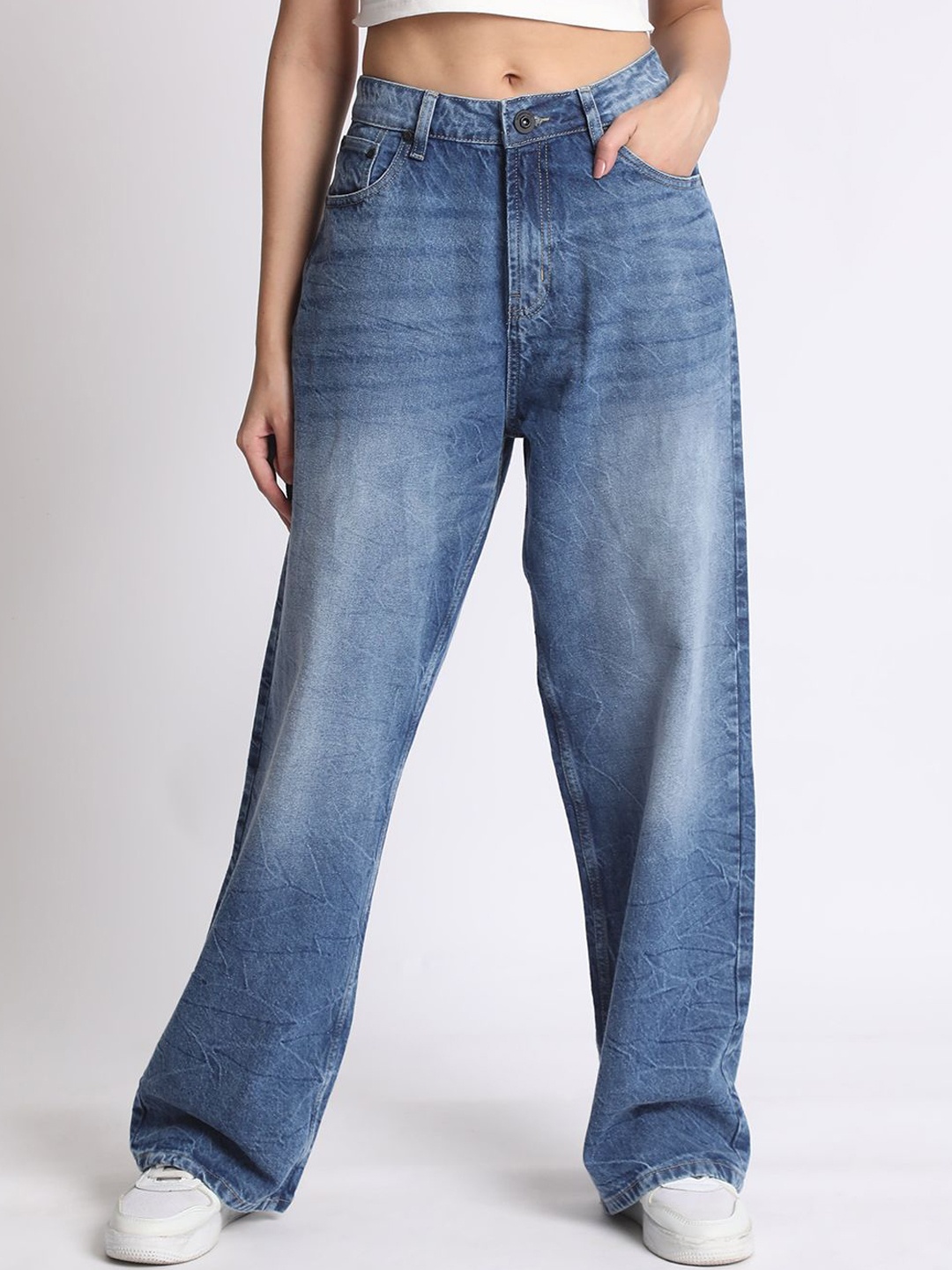 

The Roadster Lifestyle Co Women Relaxed-Fit Mid-Rise Cotton Jeans, Blue