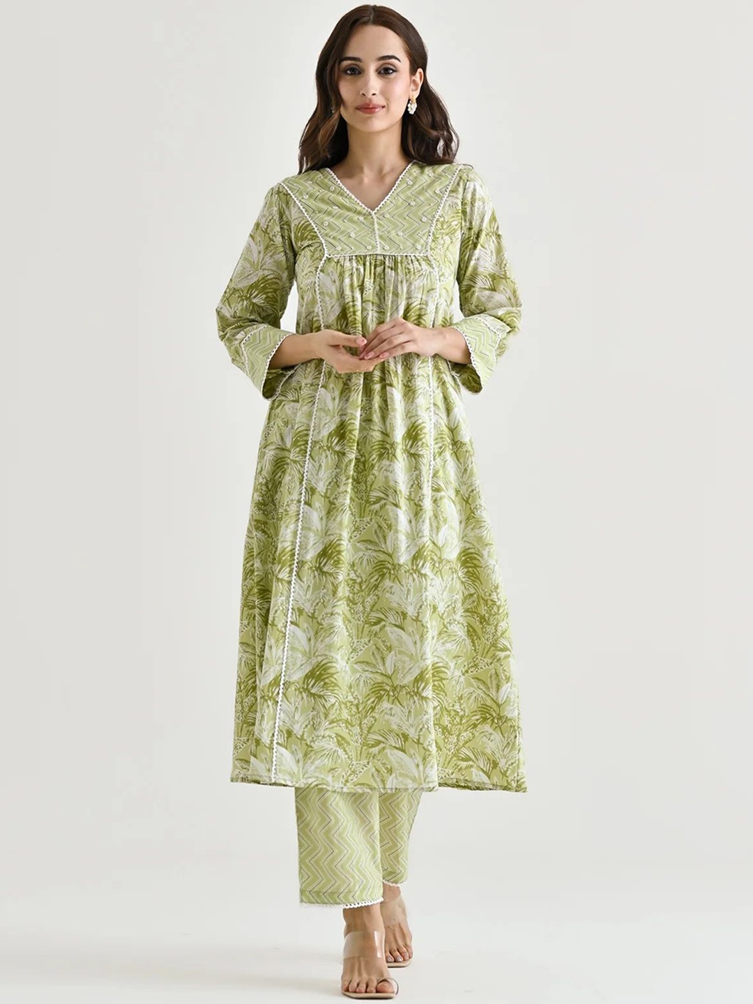 

Ekta Textiles Women Floral Embroidered Regular Kurti with Pyjamas, Lime green