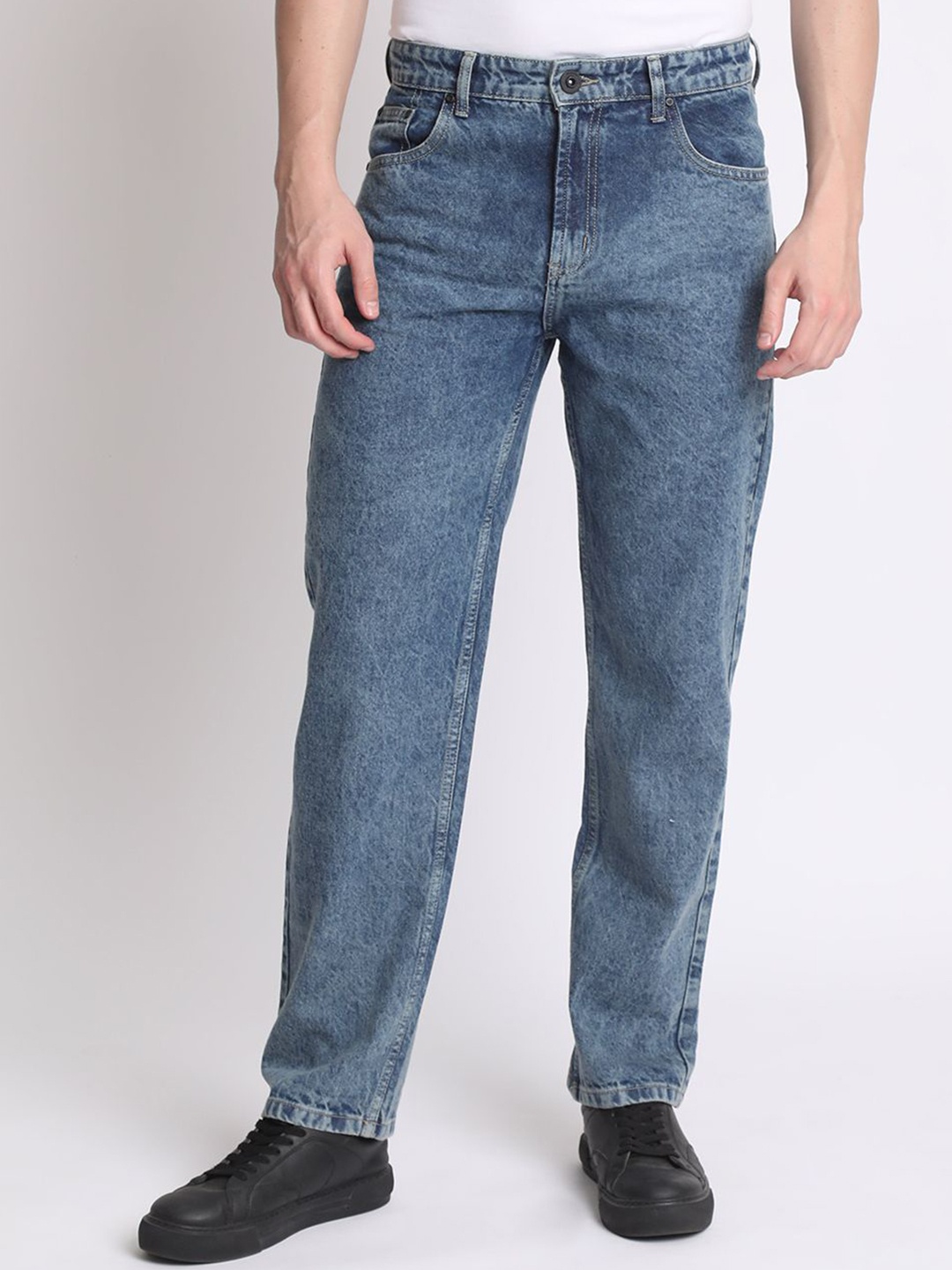 

The Roadster Lifestyle Co Men Relaxed-Fit Mid-Rise Cotton Jeans, Blue