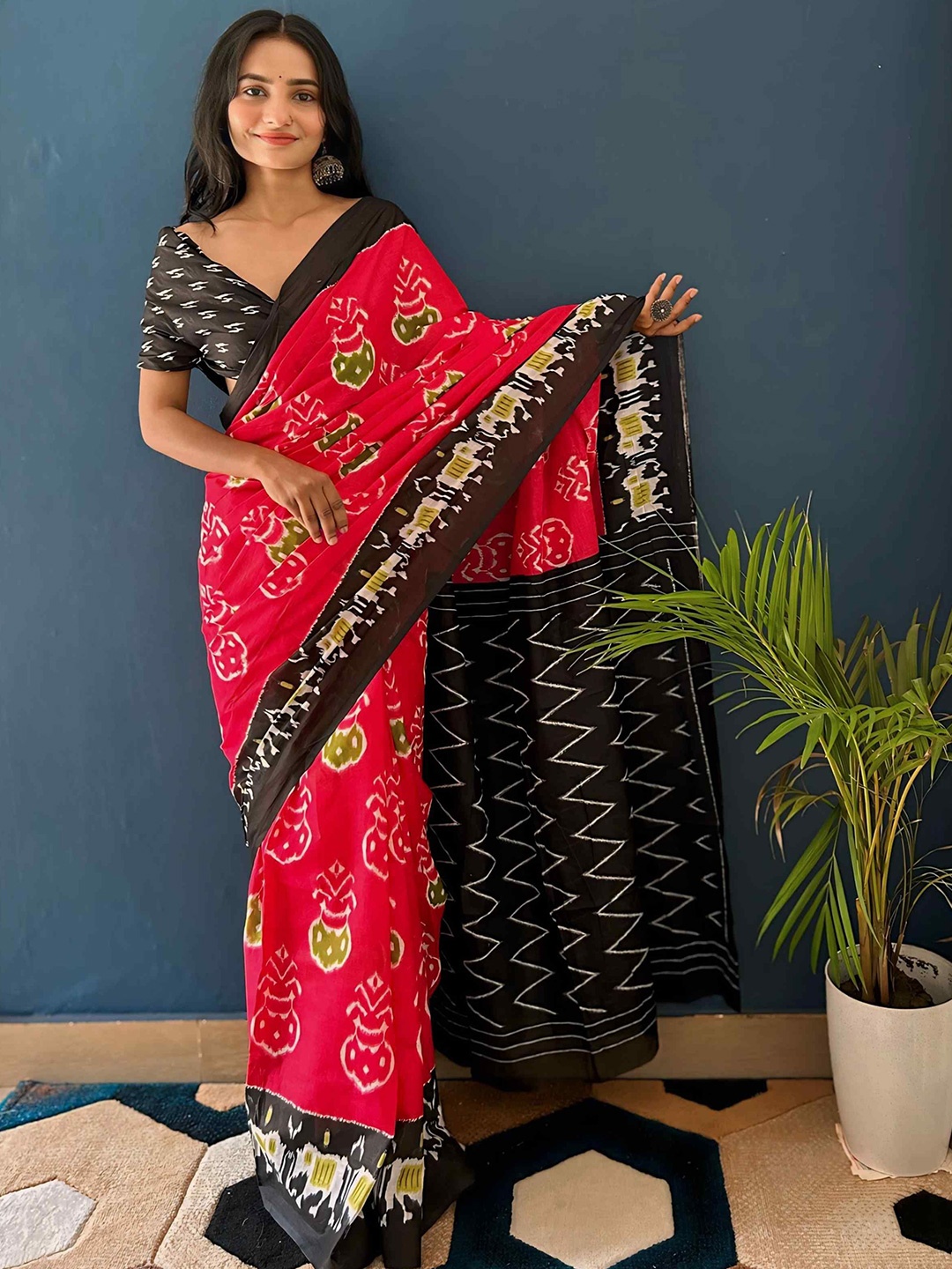 

HERE&NOW Kalamkari Pure Cotton Bagru Saree, Red