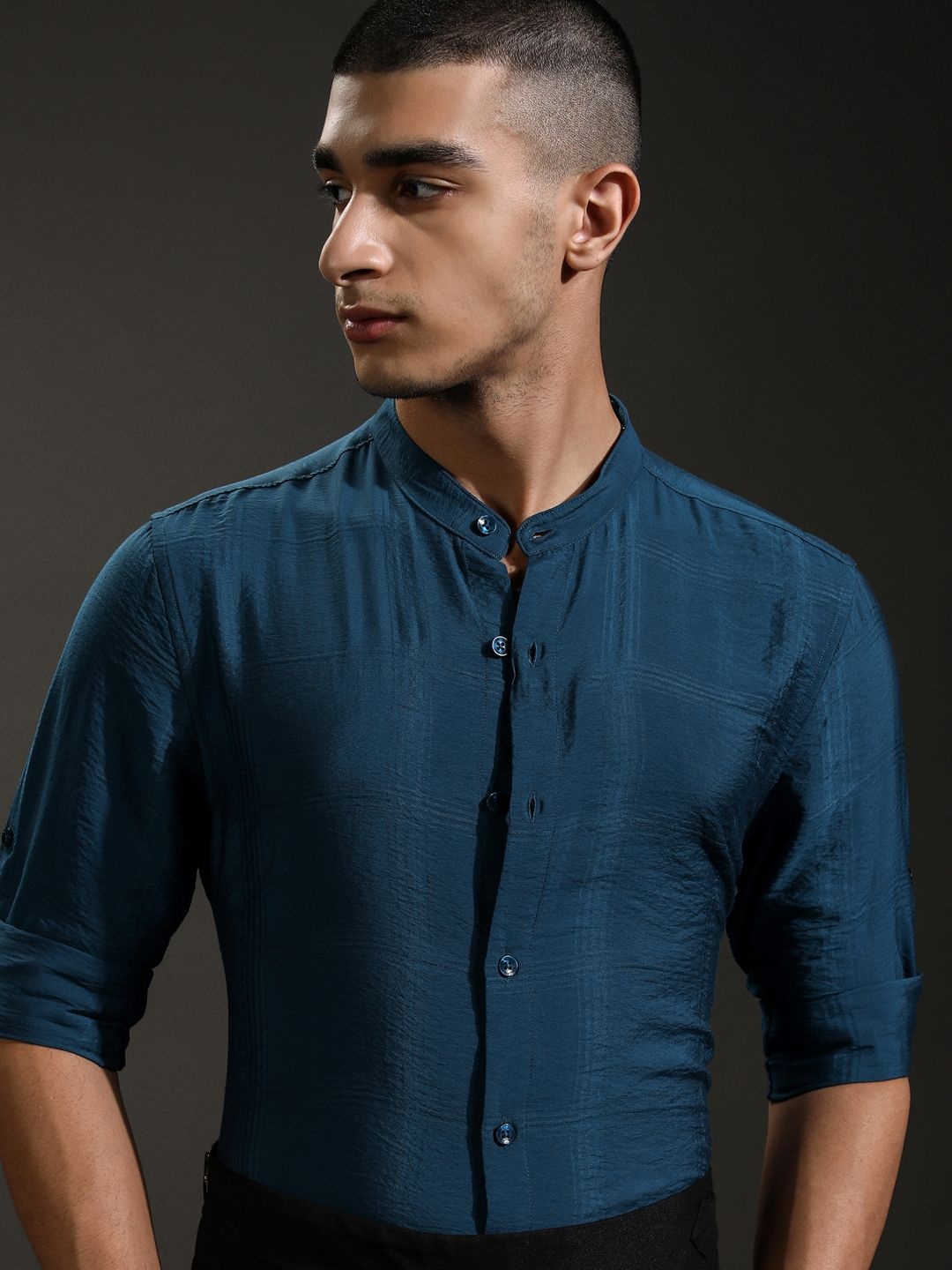 

HIGHLANDER Men Jacquard Textured Checked Mandarin Collar Shirt, Teal