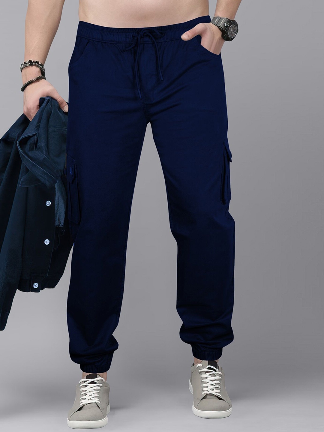 

Jb Just BLACK Men Relaxed Mid-Rise Jogger Trousers, Navy blue