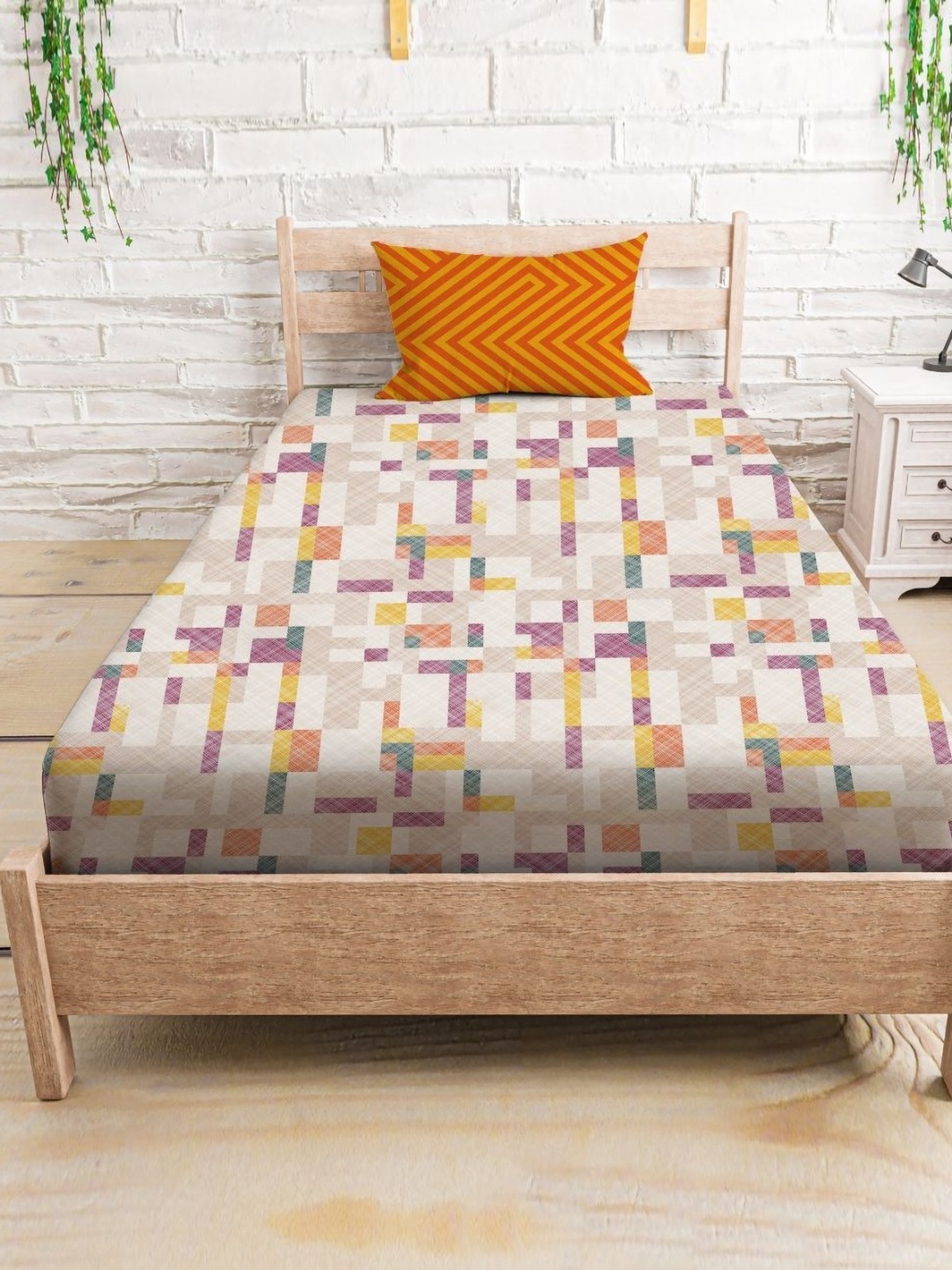 

MAYFAIR HOMES LONDON Orange & Purple 144 TC Single Bedsheet with 1 Pillow Covers