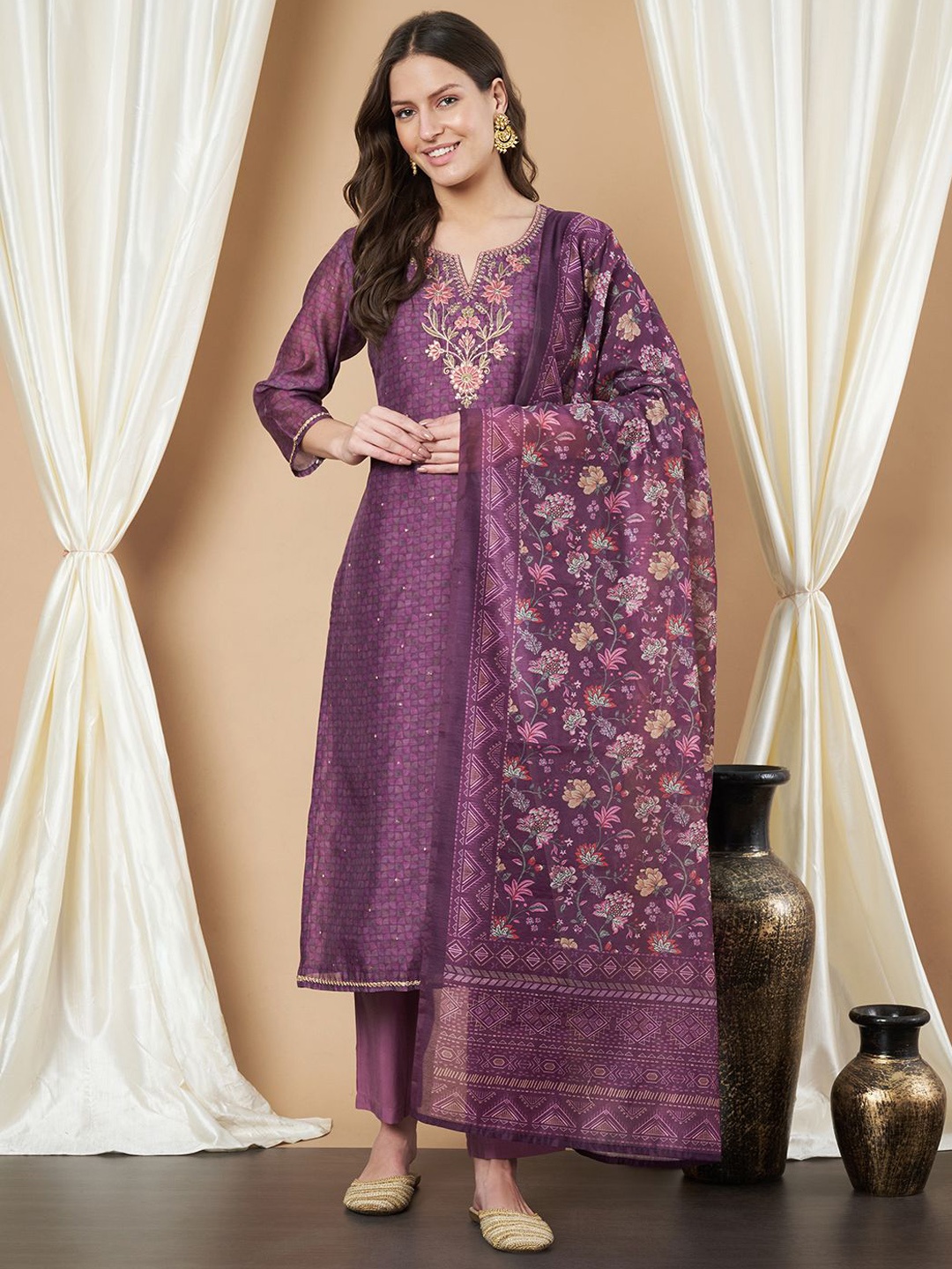 

Label Khoj Women Ethnic Motifs Embroidered Regular Thread Work Chanderi Cotton Kurta with Trousers & With, Violet