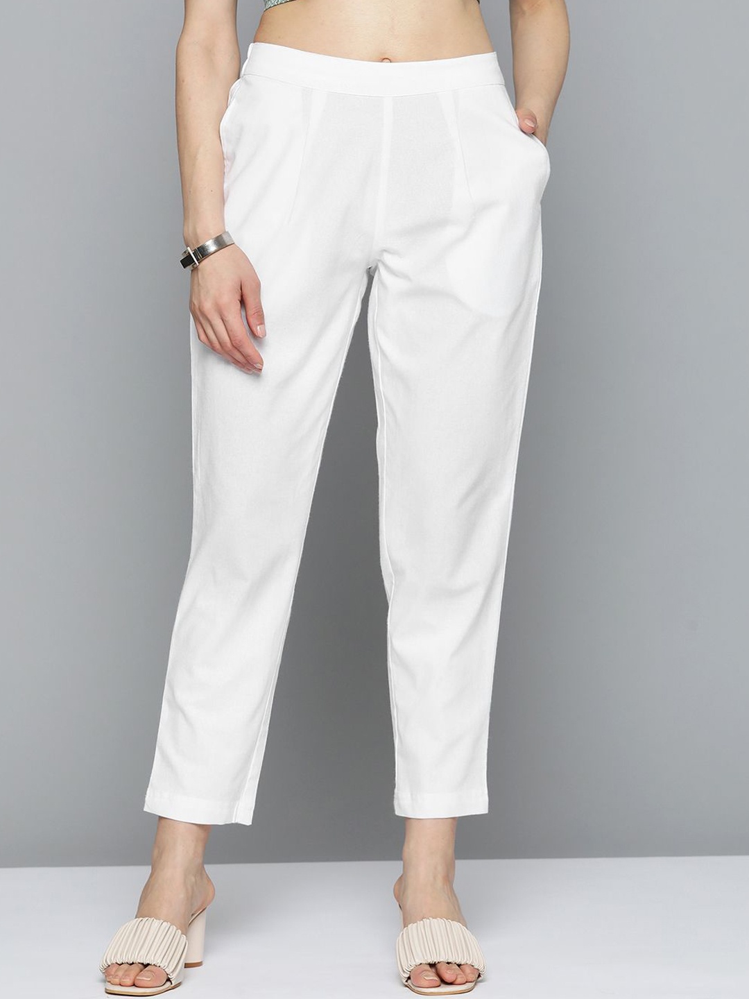 

HERE&NOW Women Pleated Trousers, White