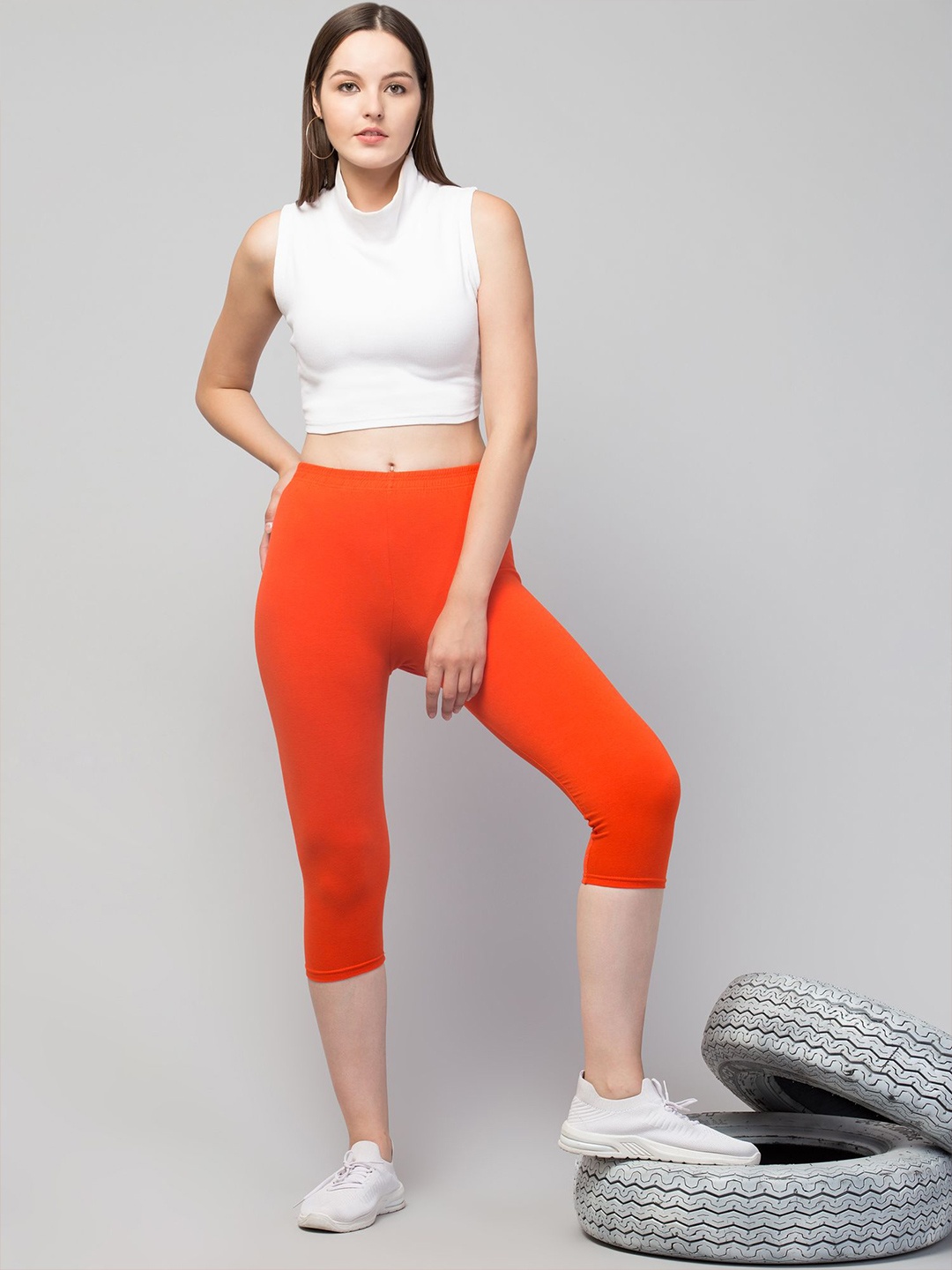 

ULLAS Women Skinny Fit Mid-Rise Capris, Orange