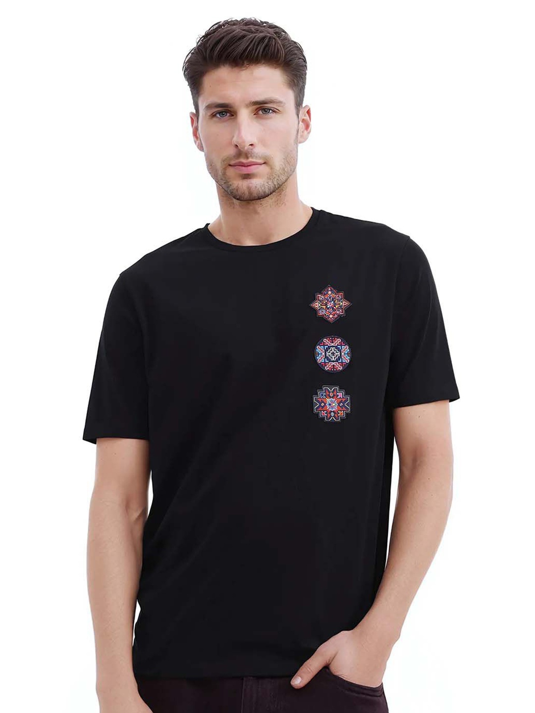 

RARE RABBIT Men Printed Drop-Shoulder Sleeves T-shirt, Black