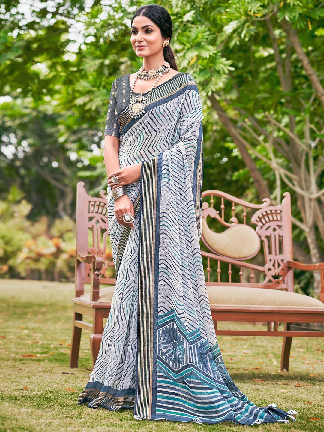 

A.V.M Prints Printed Pure Silk Saree, White