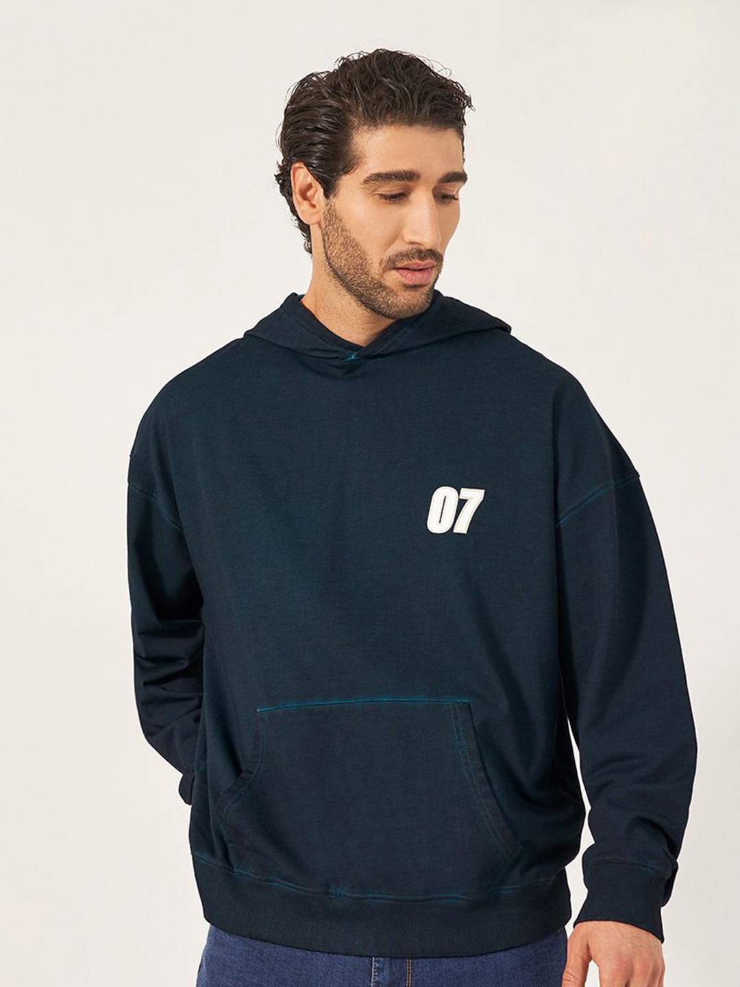 

Styli Men Acid Washed Front Graphic Print Oversized Fit Hoodie, Navy blue